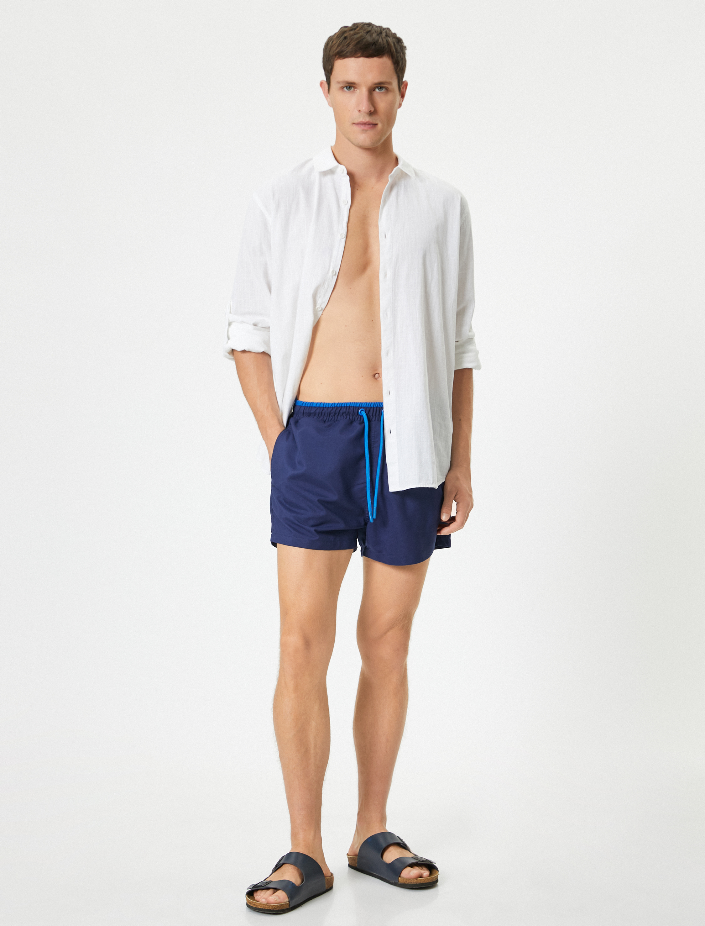   Kısa Deniz Şortu File Astarlı Beli Bağlamalı Cepli Rahat Kalıp