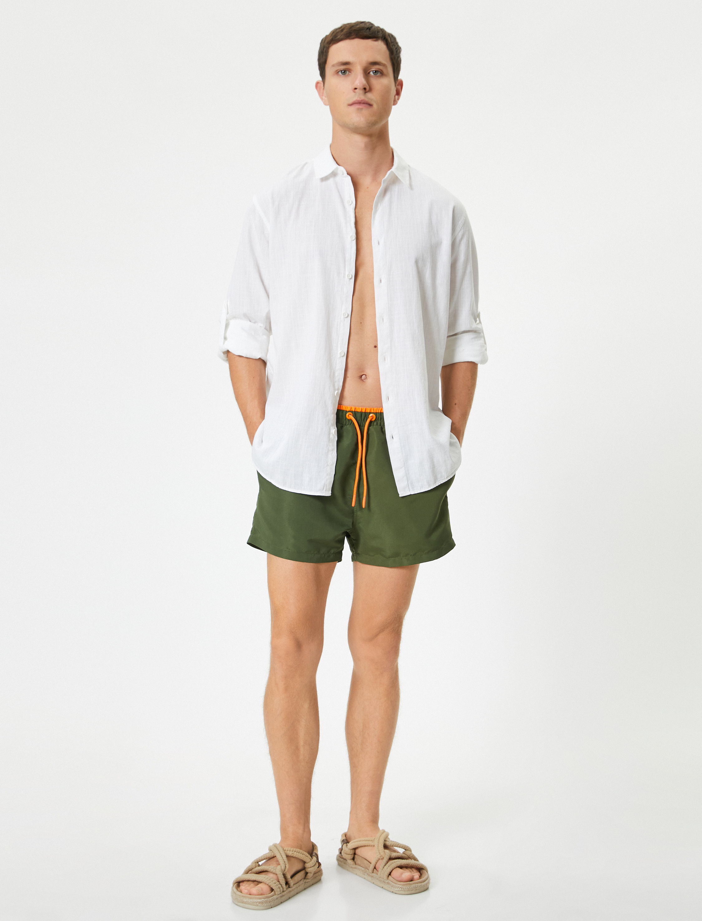 Kısa Deniz Şortu File Astarlı Beli Bağlamalı Cepli Rahat Kalıp