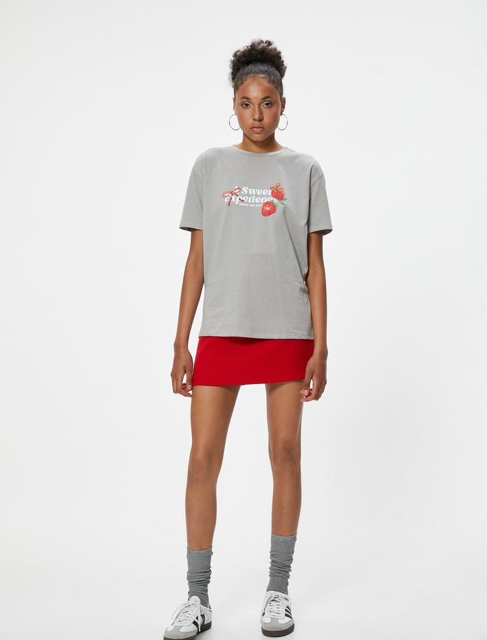  Arkası Baskılı Tişört Bisiklet Yaka Kısa Kollu Pamuklu