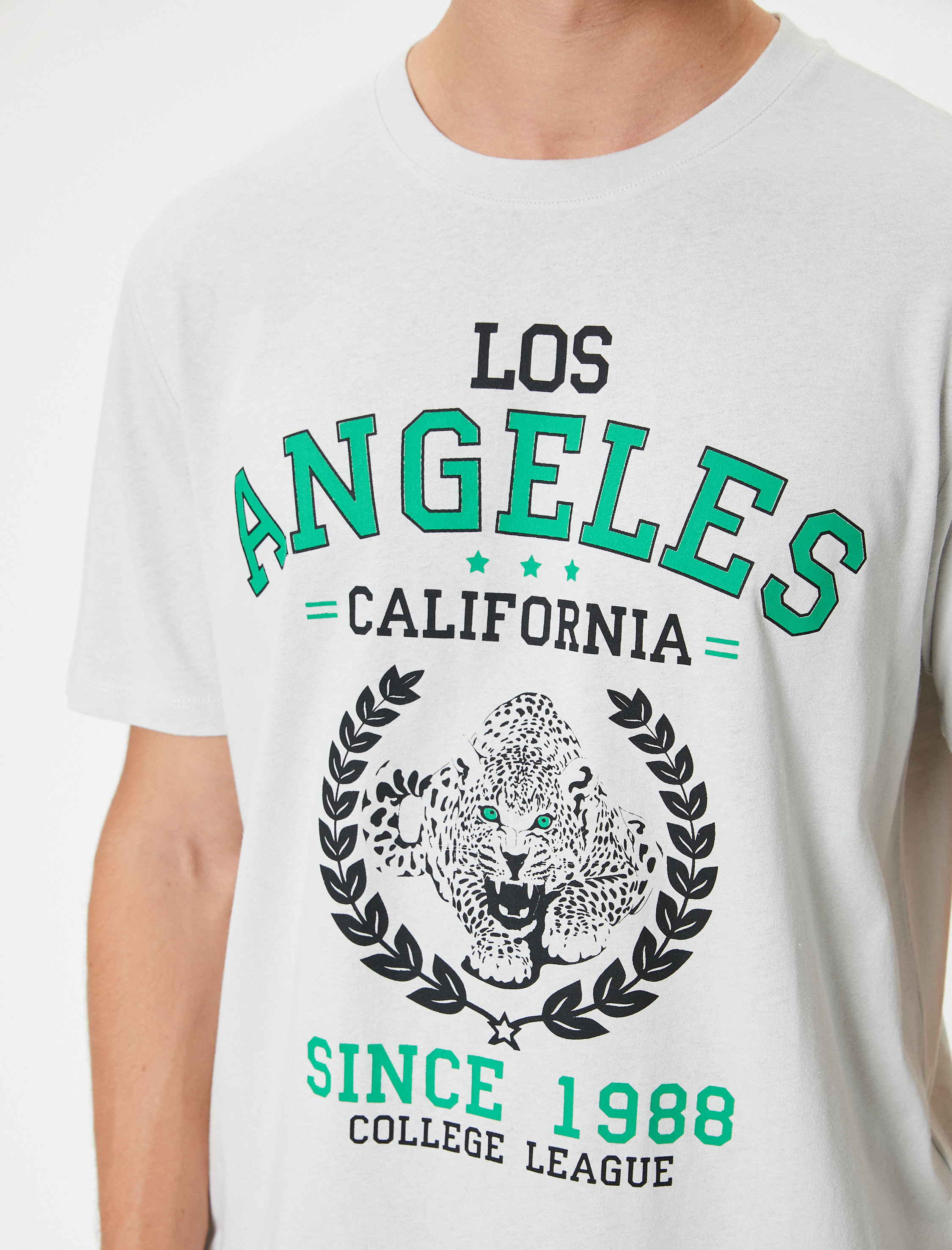   Kolej Tişört Baskılı Bisiklet Yaka Kısa Kollu Pamuklu