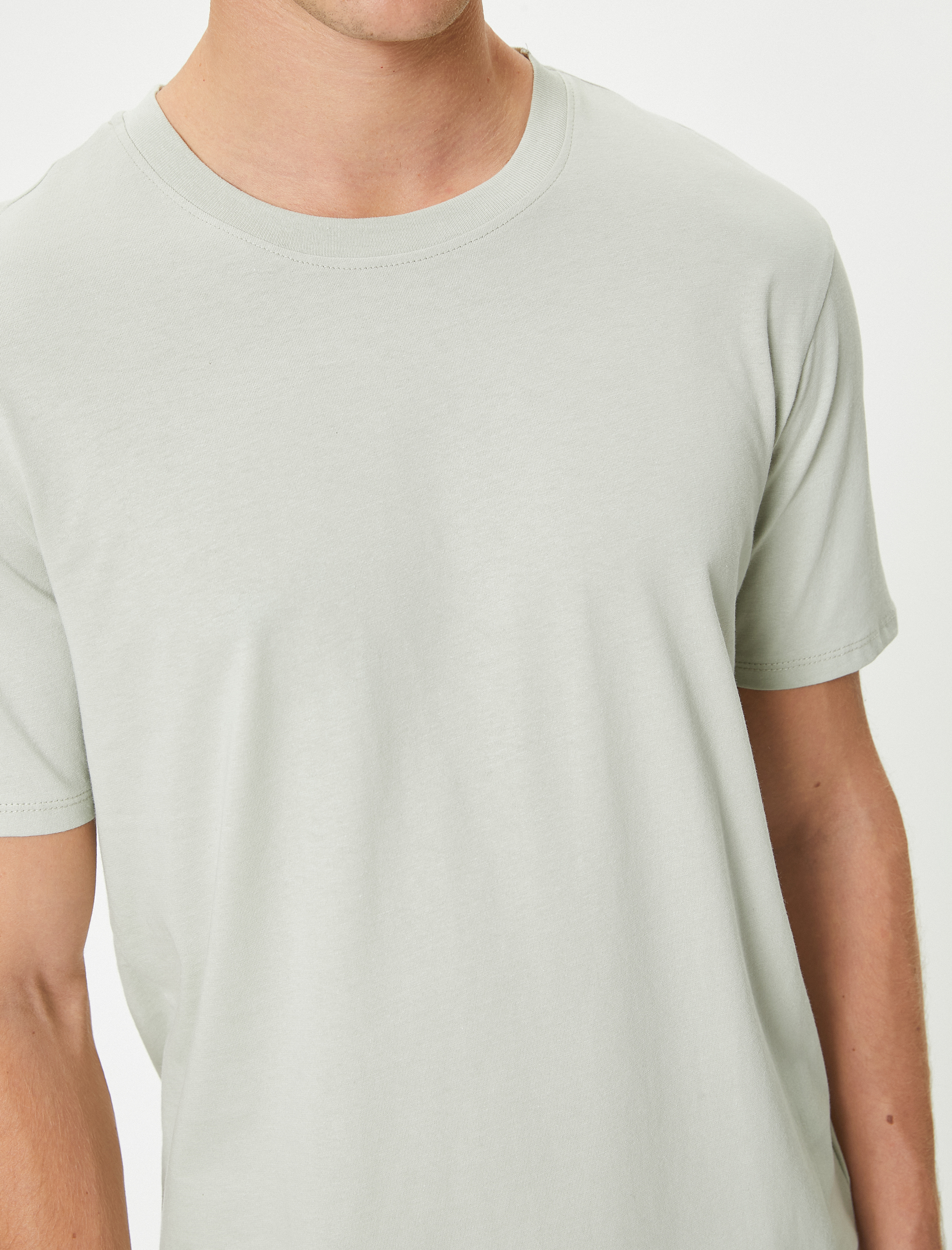   Basic Tişört Slim Fit Bisiklet Yaka Kısa Kollu