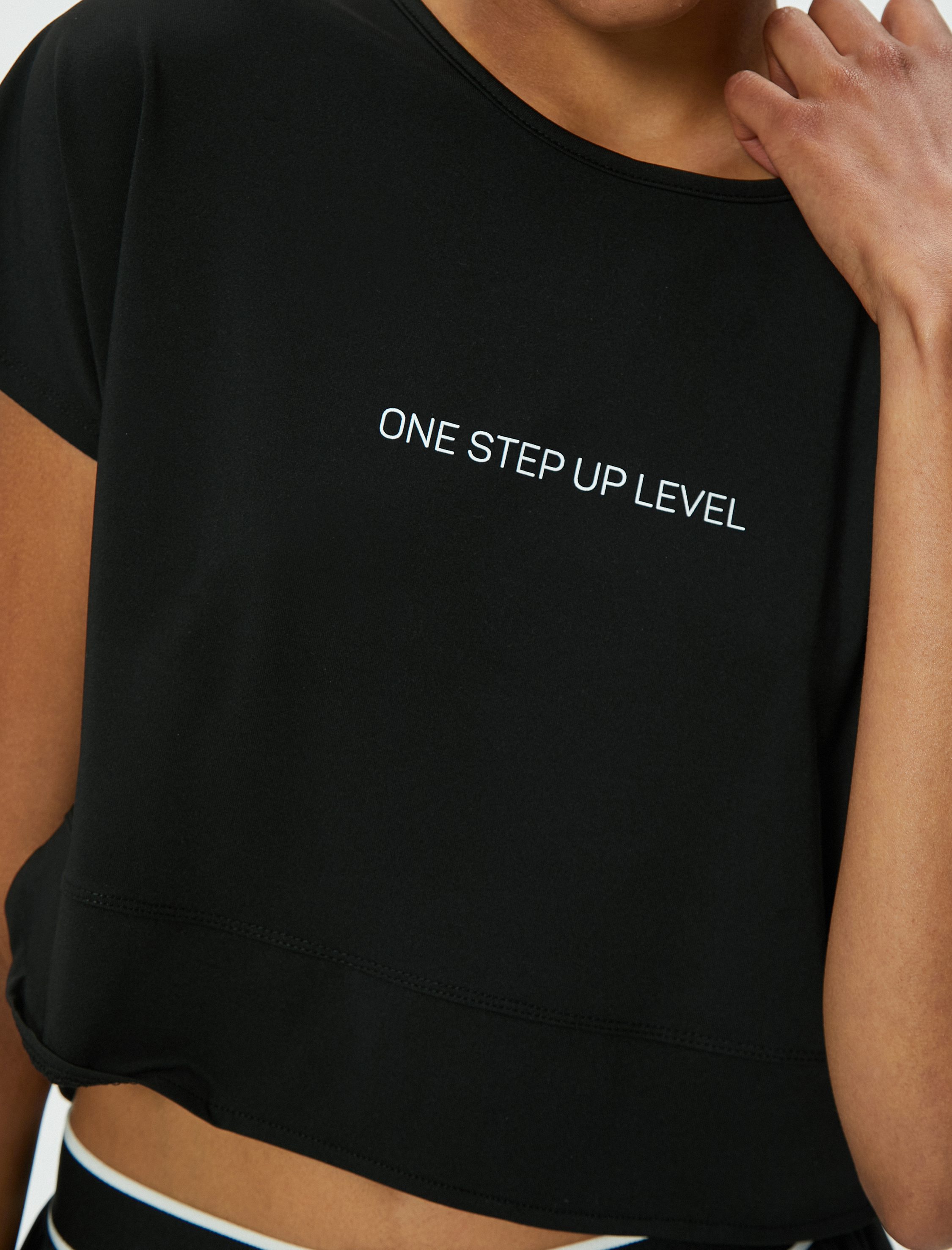   Slogan Baskılı Bisiklet Yaka Crop Tişört