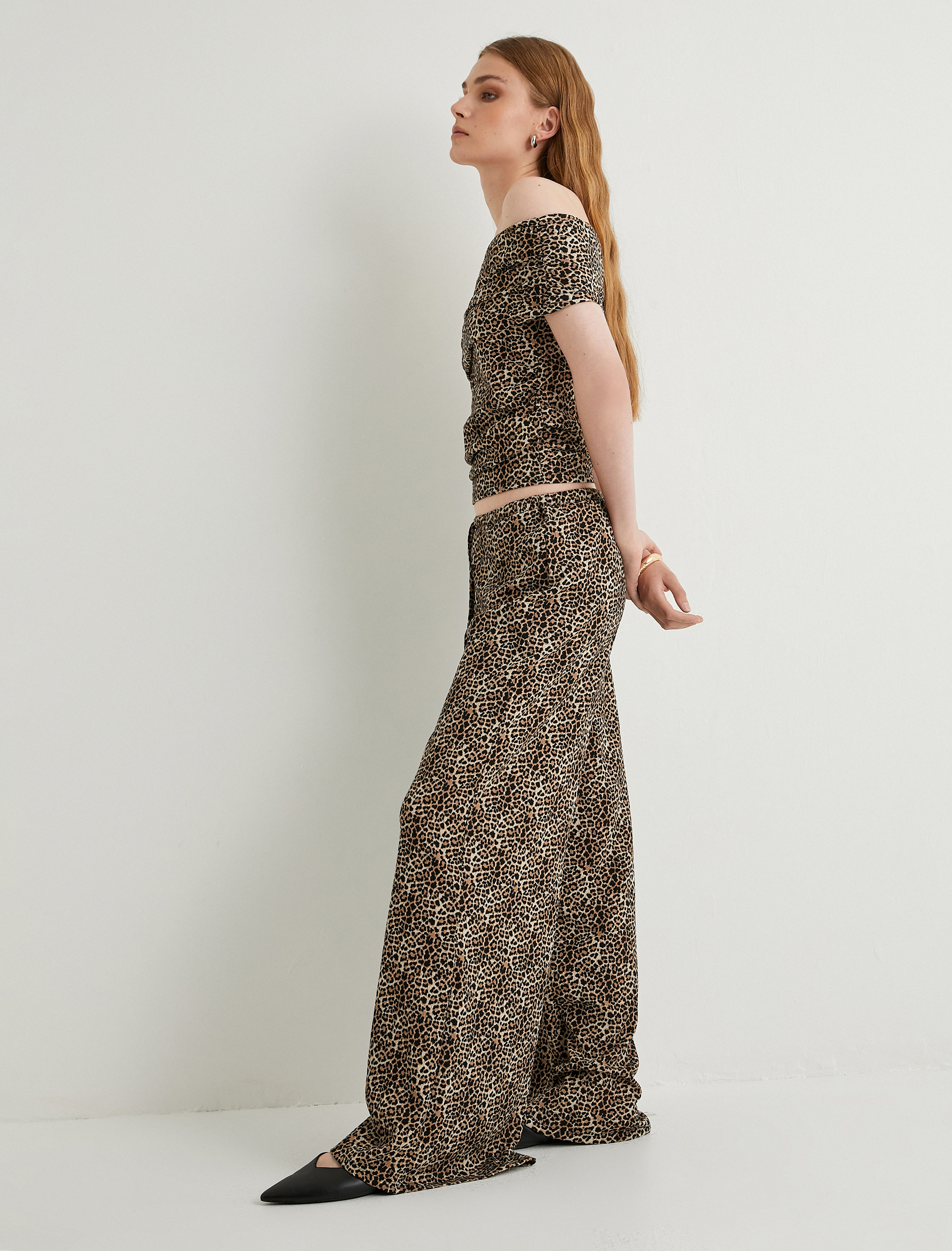   Leopar Desenli Pantolon Wide Leg Beli Bağcıklı Relax Fit Bürümcük