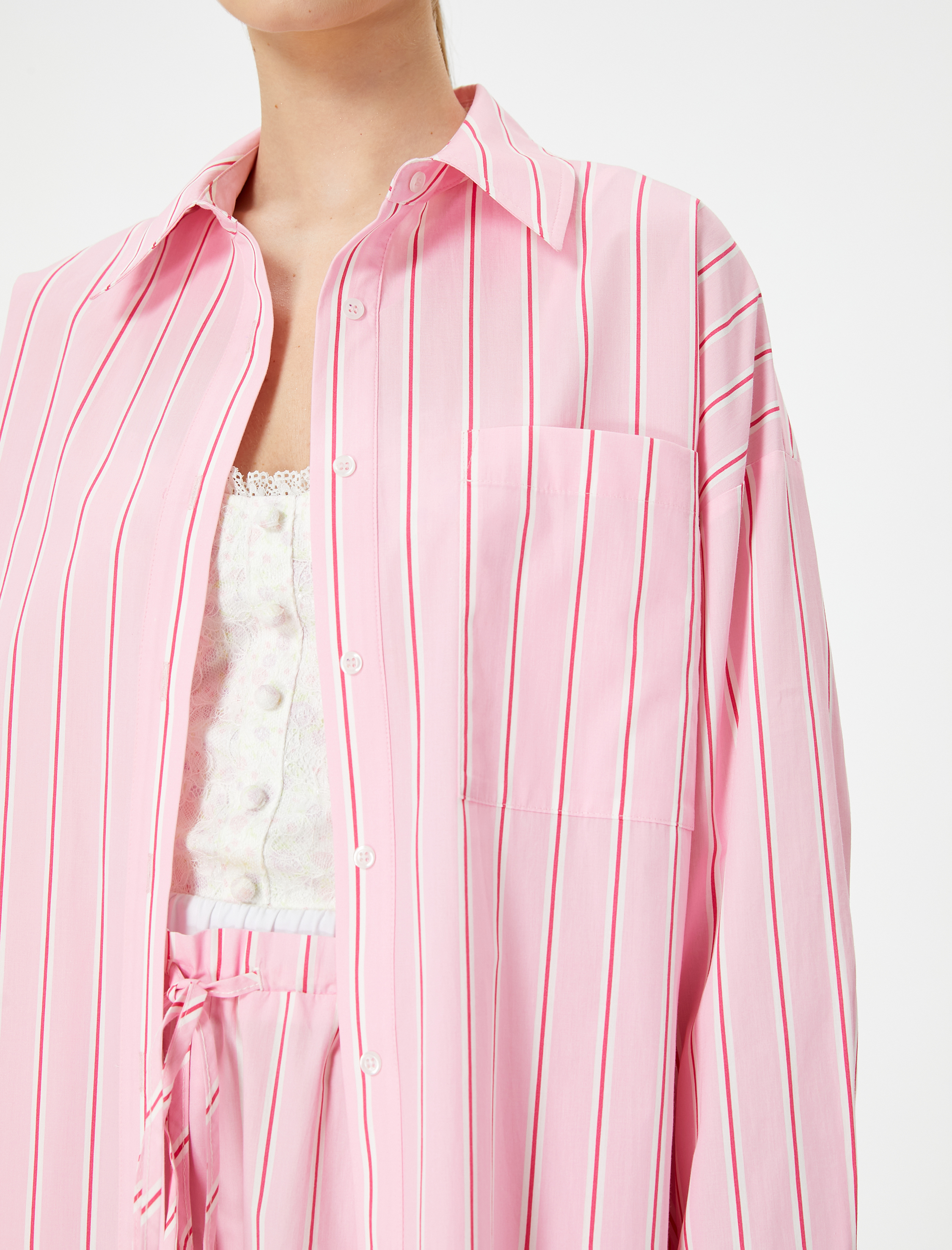   Koton X Sibil Çetinkaya - Oversize Tunik Gömlek Düğmeli Cep Detaylı Pamuklu