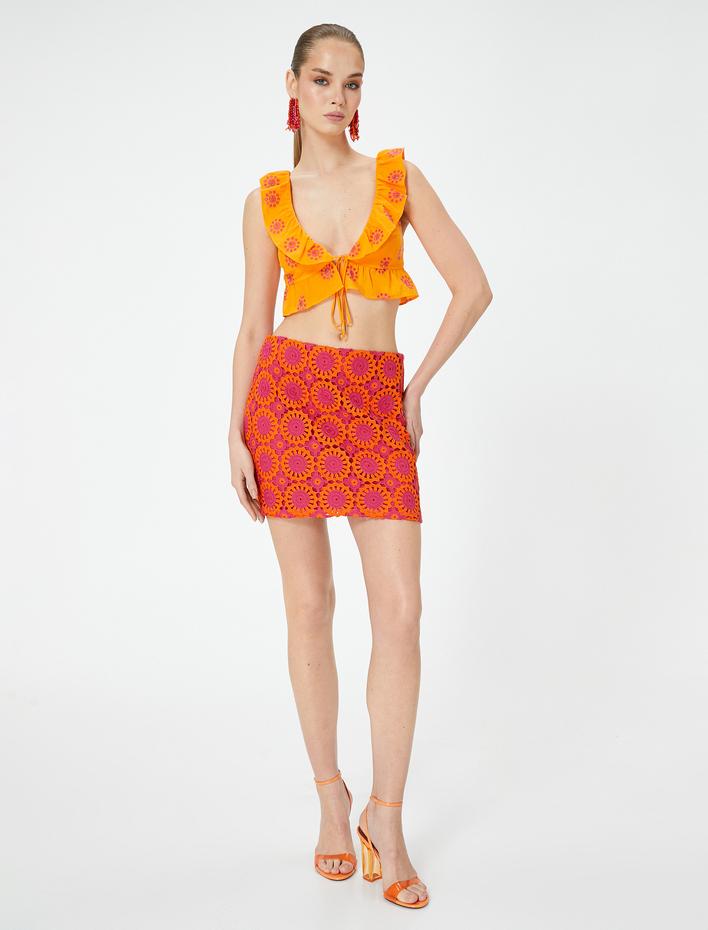  Koton X Sibil Çetinkaya - Kroşe Mini Etek Normal Bel