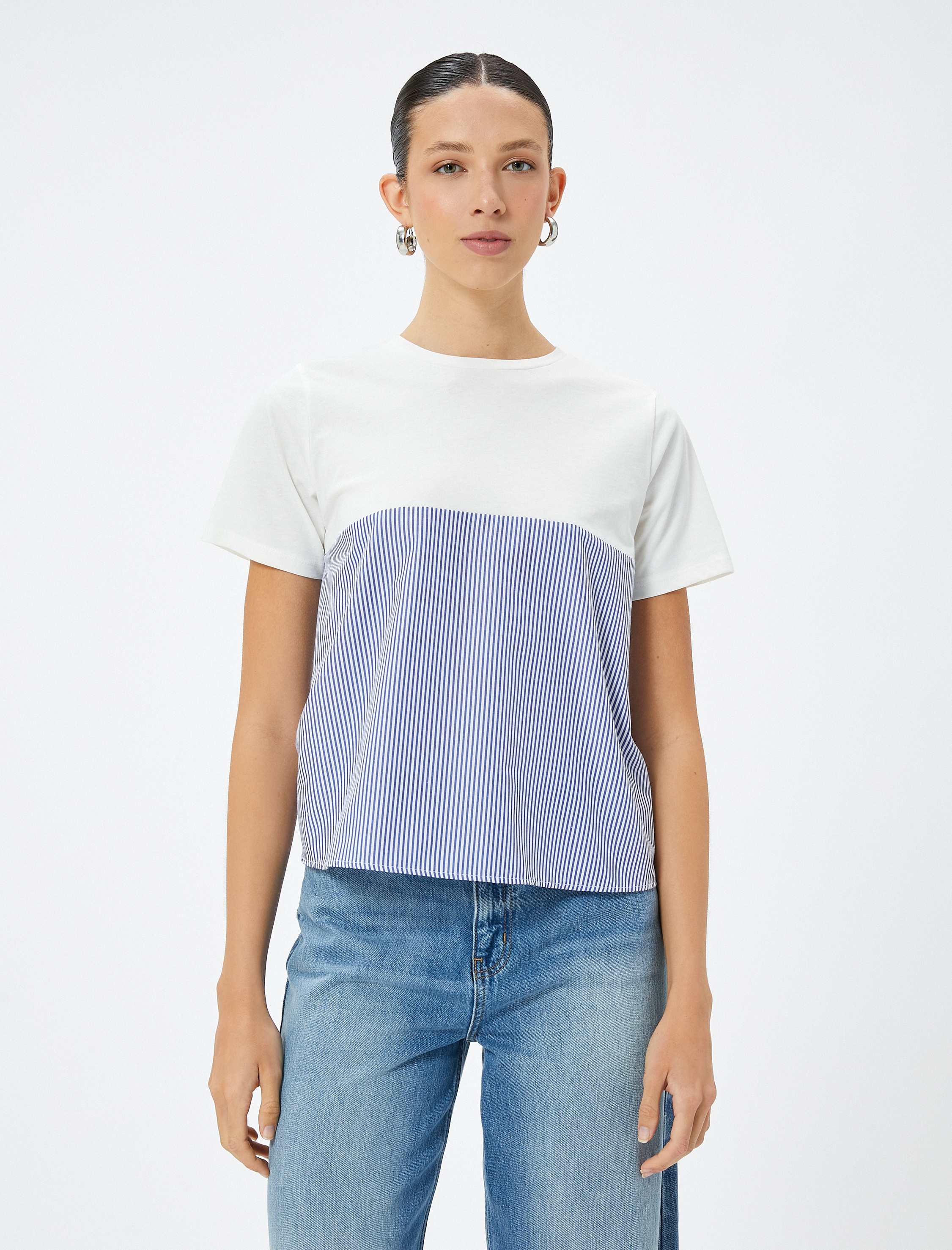   Çizgili Tişört Arkası Düğüm Detaylı Kısa Kollu Bisiklet Yaka