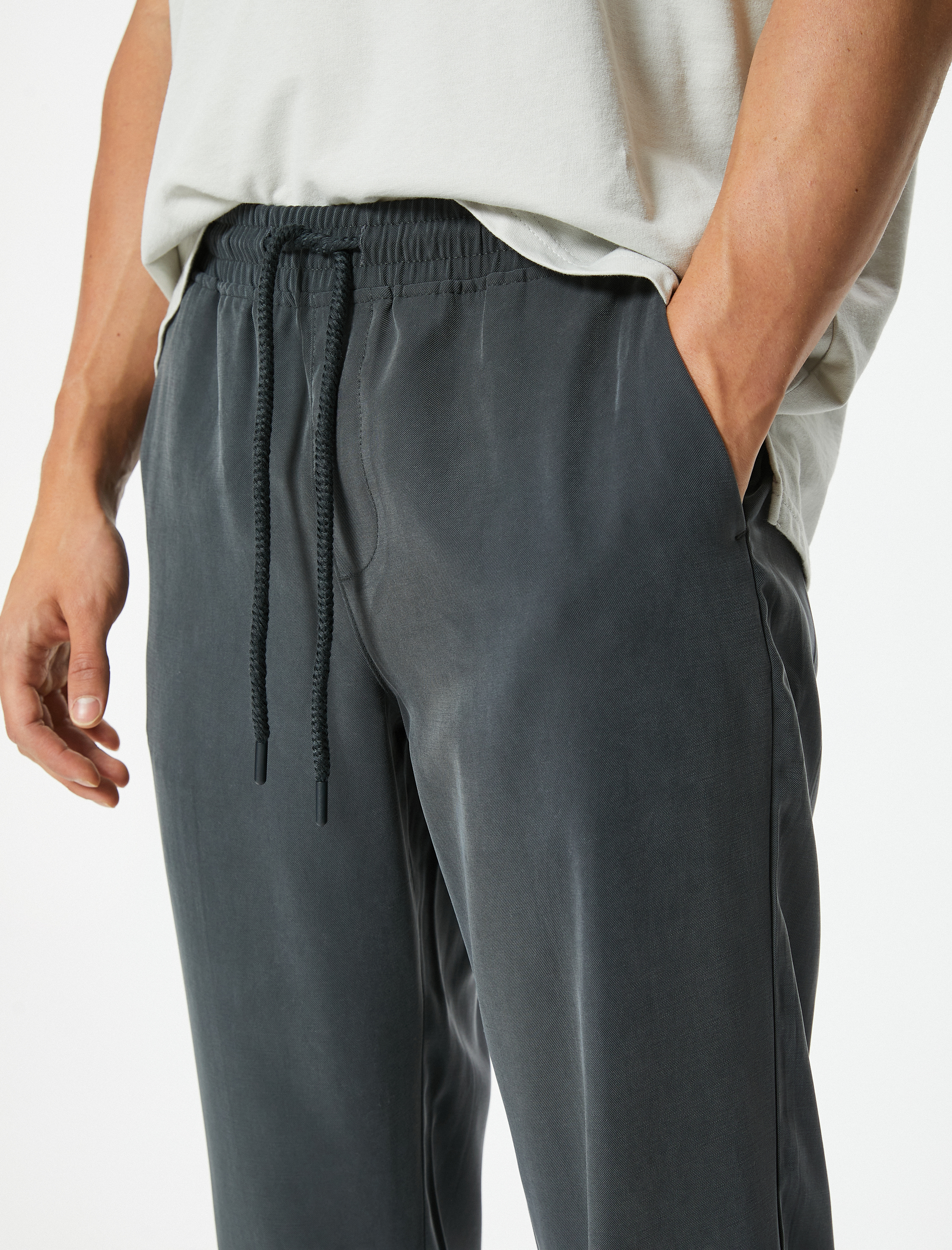   Gabardin Pantolon Beli Bağcıklı Cep Detaylı