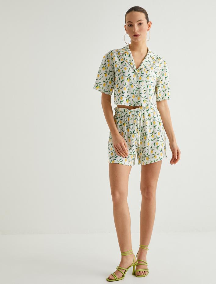  Koton X Sibil Çetinkaya - Meyve Desenli Cep Detaylı Crop Gömlek