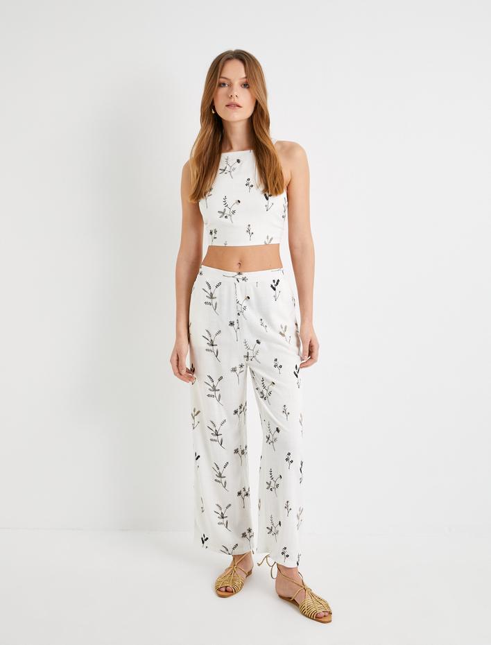  Crop Çiçekli Üst Halter Yaka Rahat Kalıp