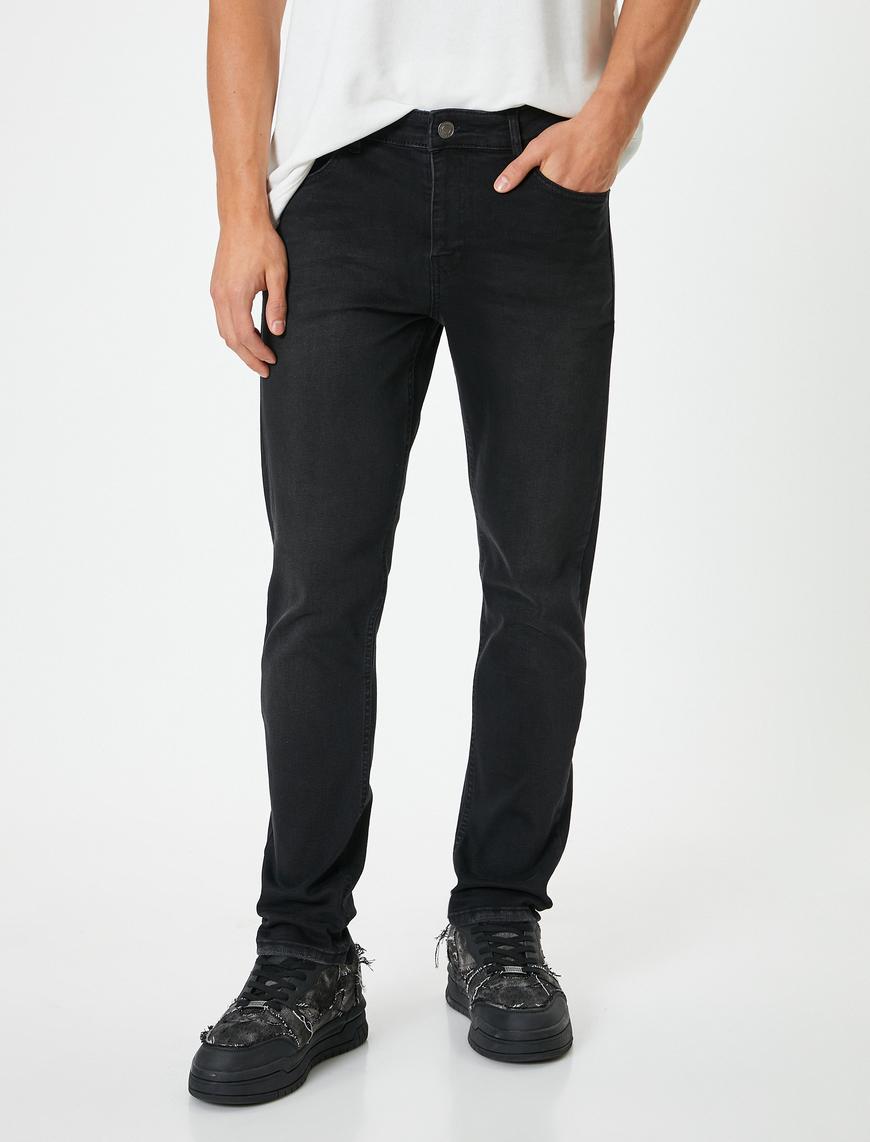   Brad Jeans - Slim Fit Jean