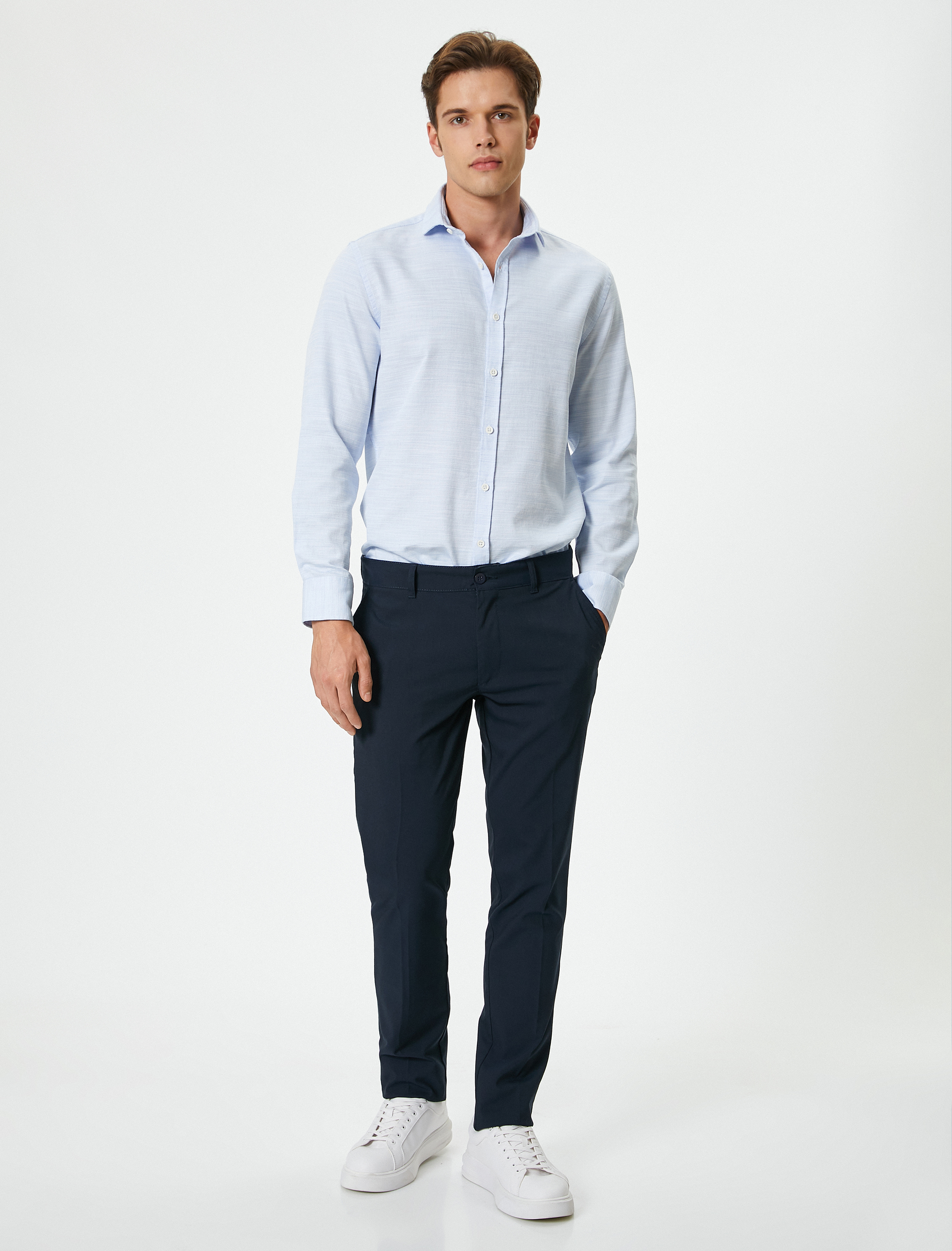   Klasik Yaka Düğmeli Pamuklu Uzun Kollu Slim Fit Gömlek