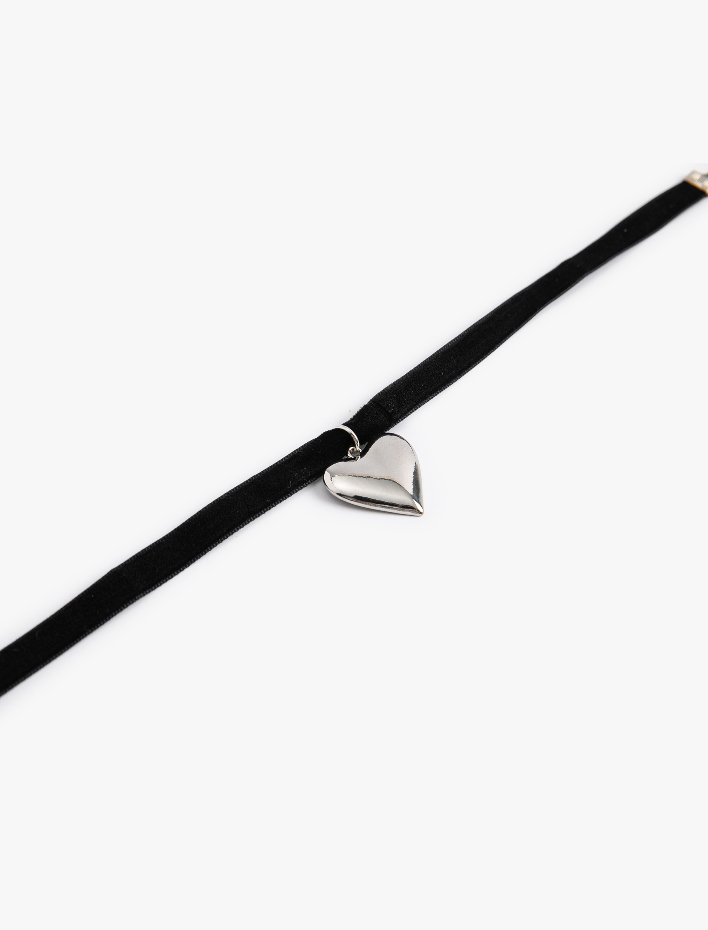  Kadın Kalpli Choker Kolye