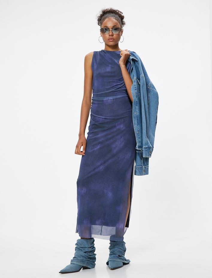  Uzun Elbise Kolsuz Kayık Yaka Yırtmaçlı Soyut Desenli Slim Fit