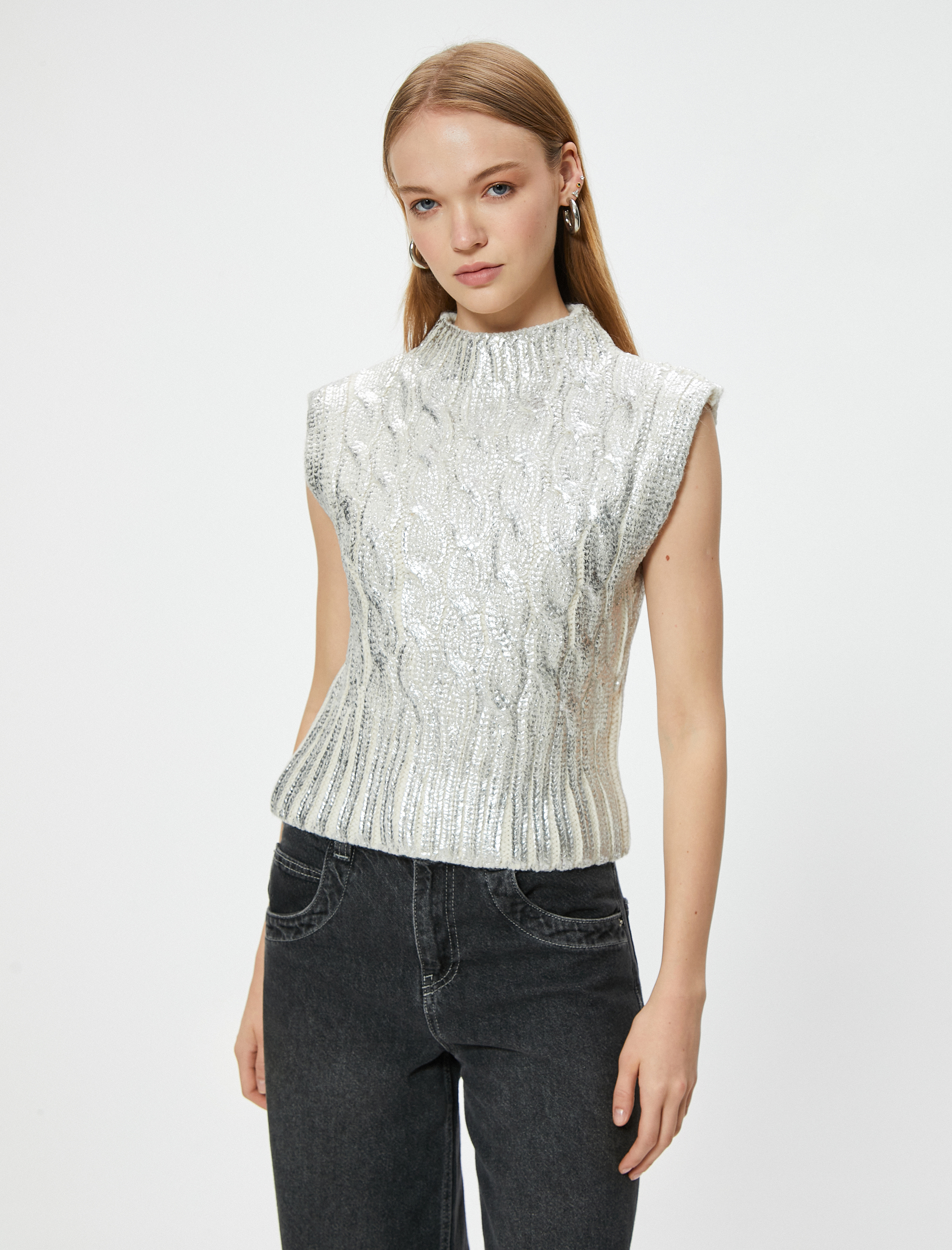   Kolsuz Süveter Dik Yaka Metalik Örgü Dokulu Slim Fit