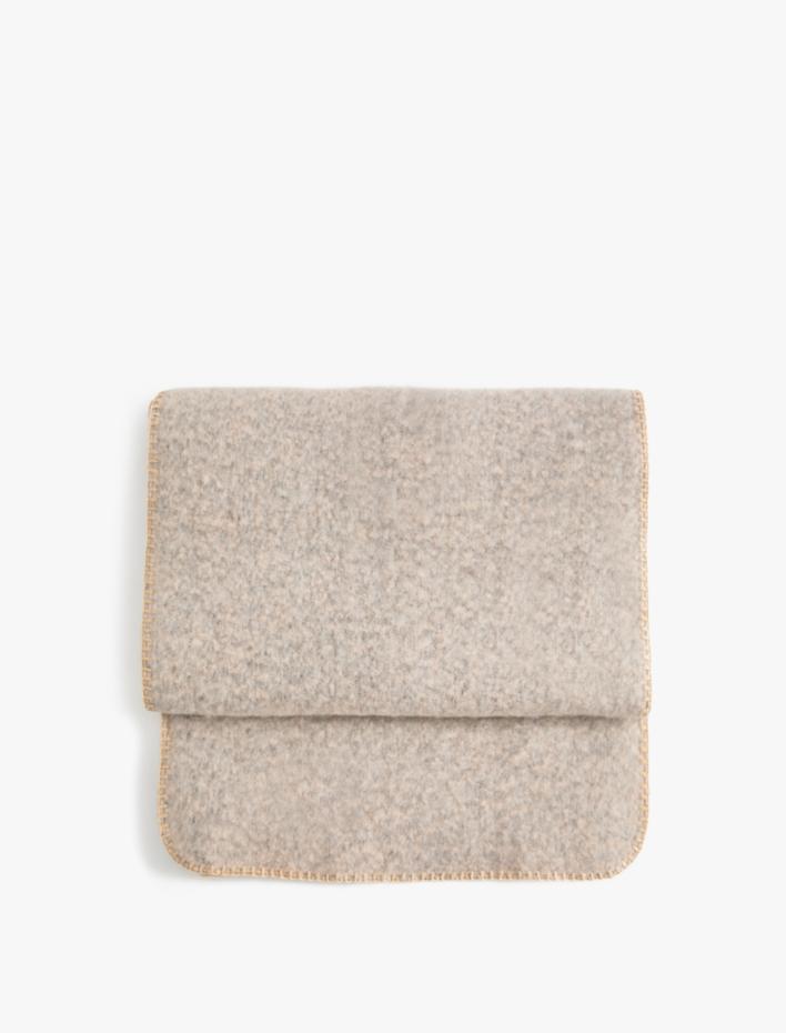 Kadın Basic Uzun Atkı Yumuşak Dokulu