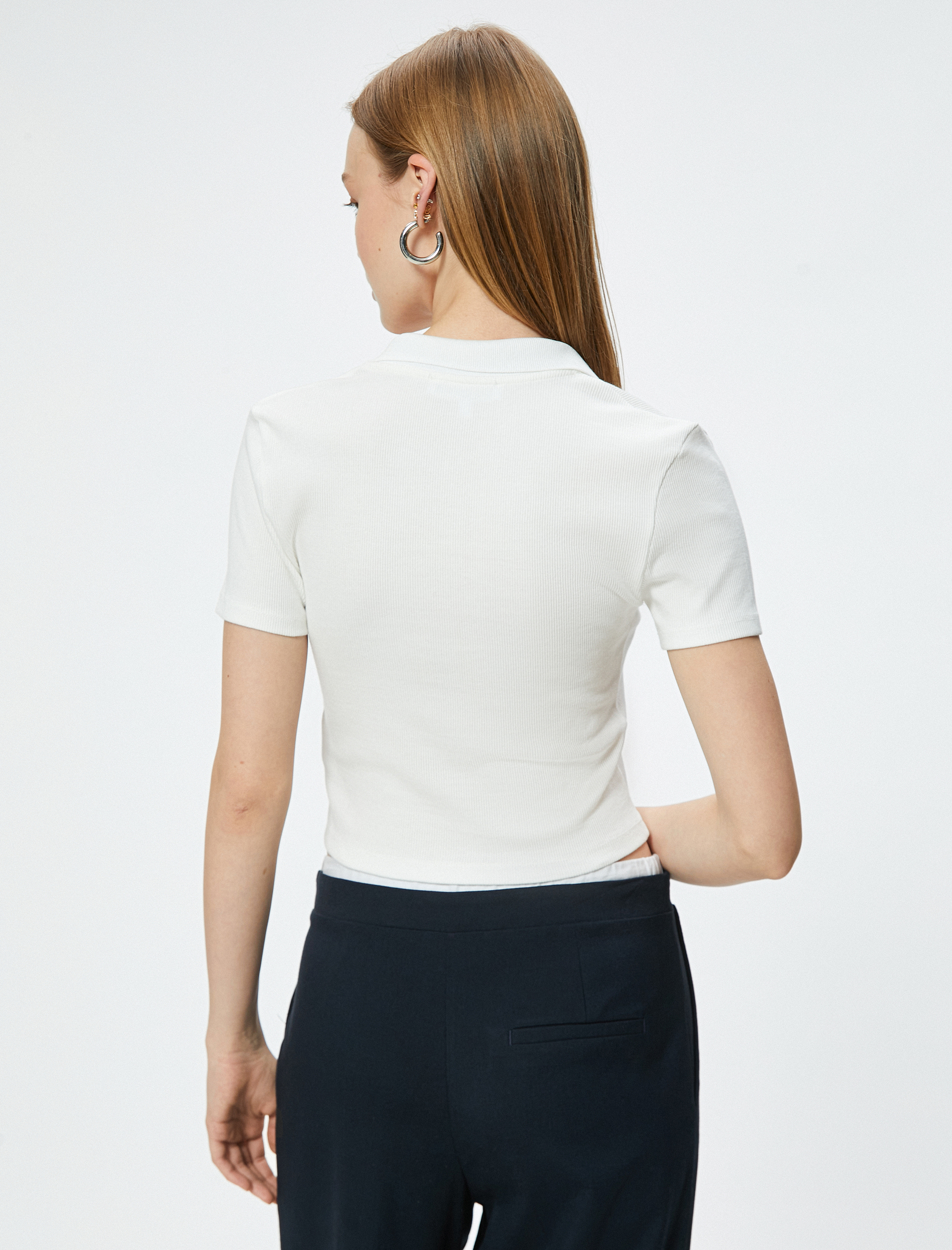 Crop Tişört Gömlek Yaka Düğmeli Kaşkorse Kısa Kollu Slim Fit
