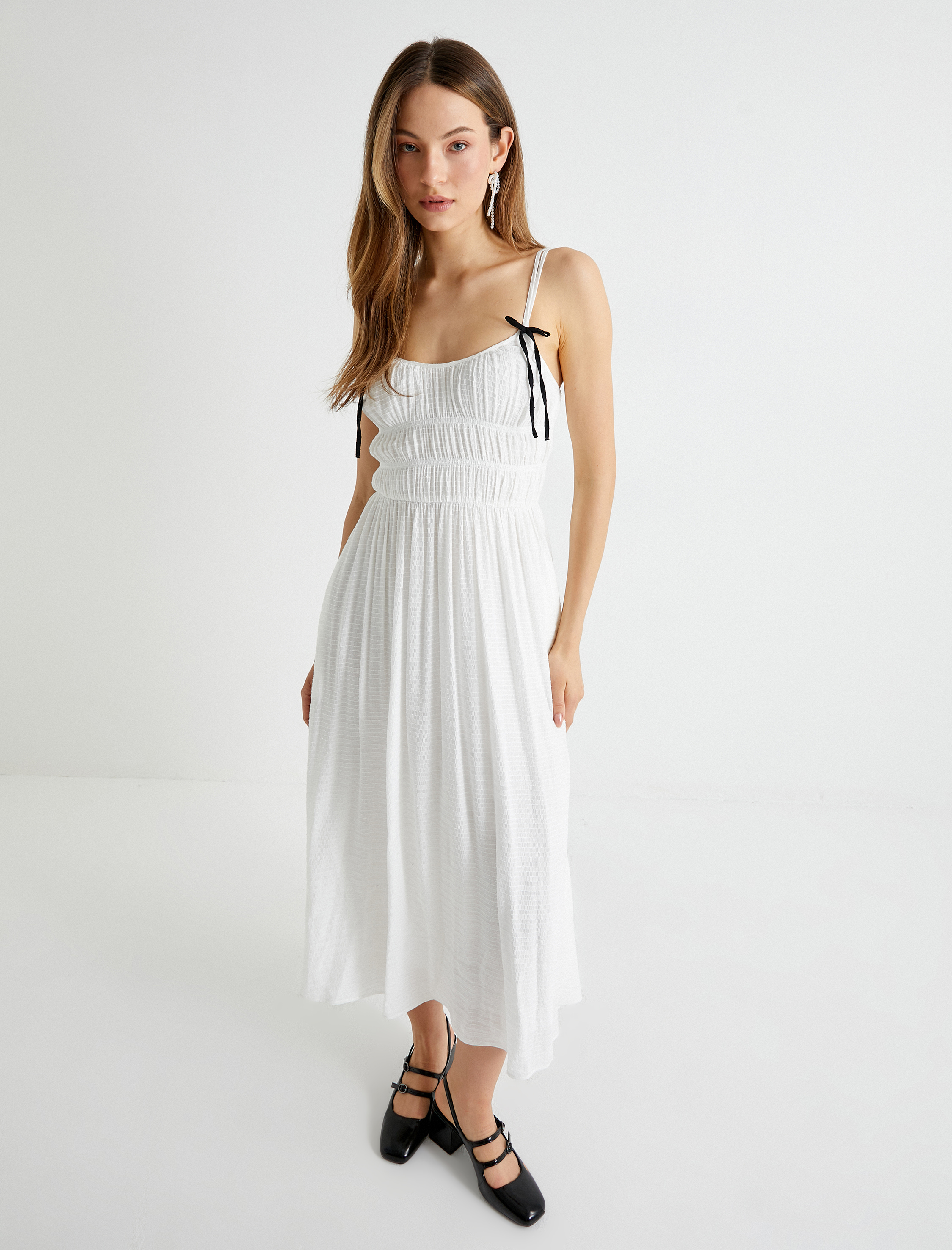   Midi İnce Askılı Elbise Astarlı Cepli Fiyonk Detaylı