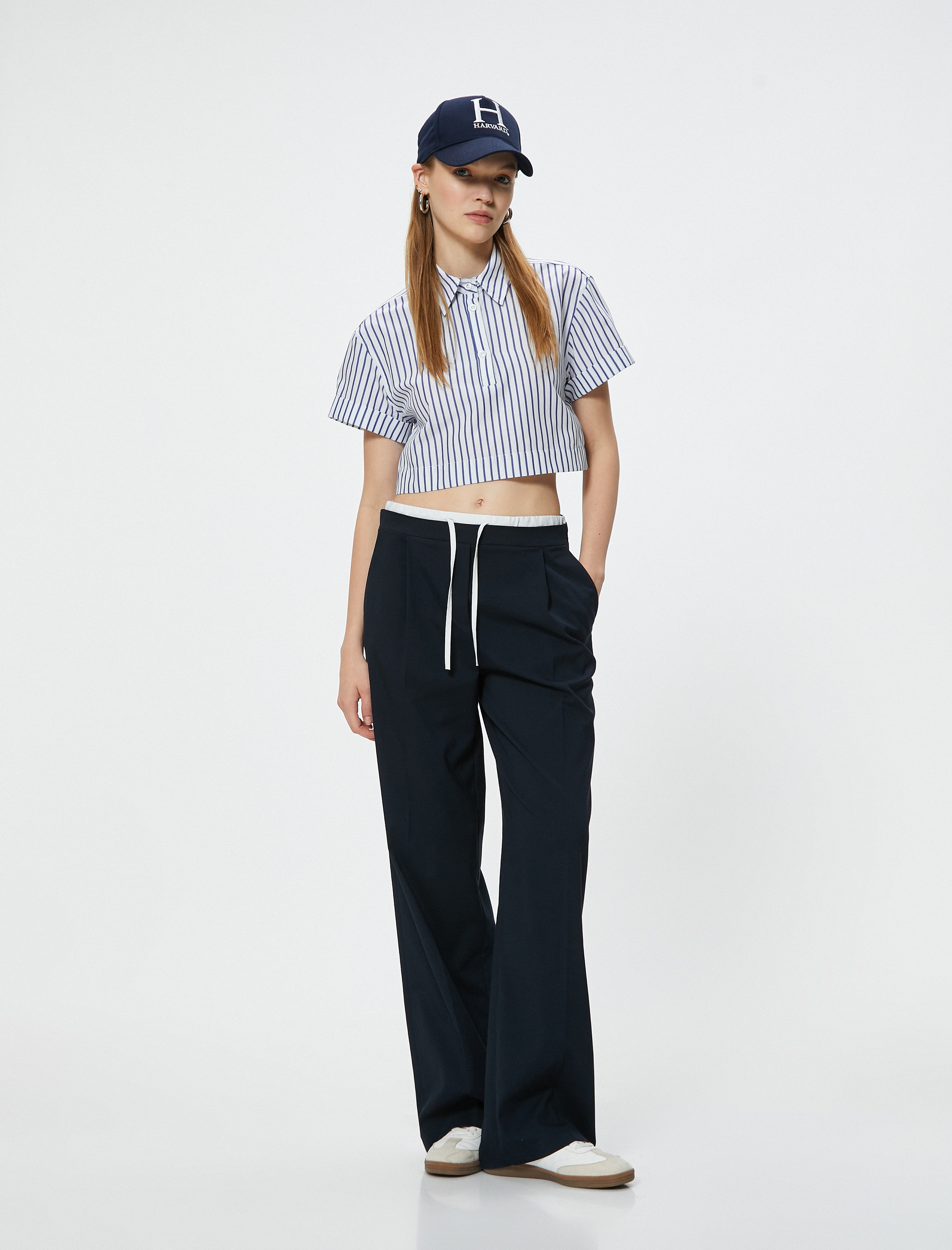 Koton Kadın Kısa Kollu Gömlek Crop Düğmeli Klasik Yaka Slim Fit -1