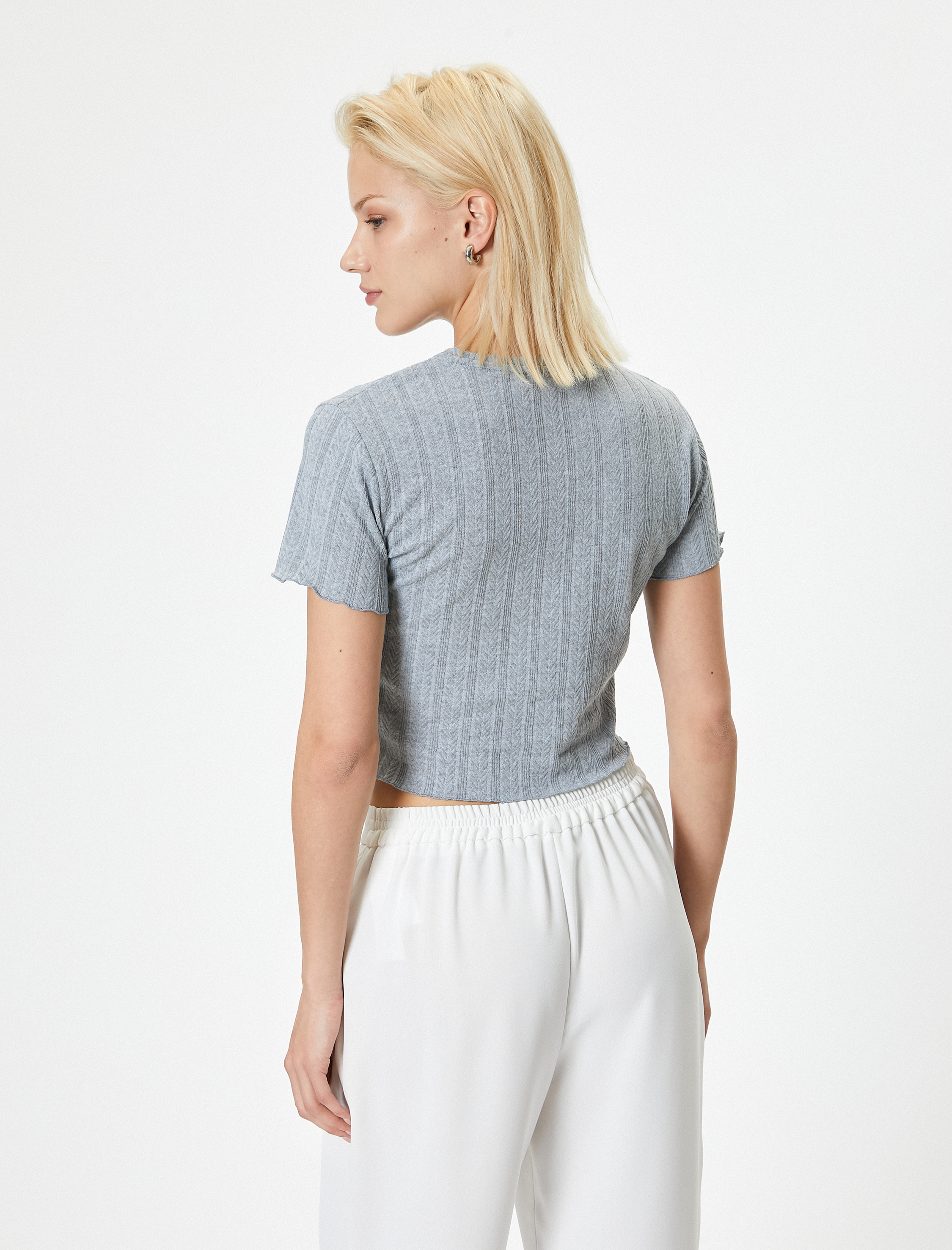   Basic Dokulu Tişört Kısa Kollu Bisiklet Yaka