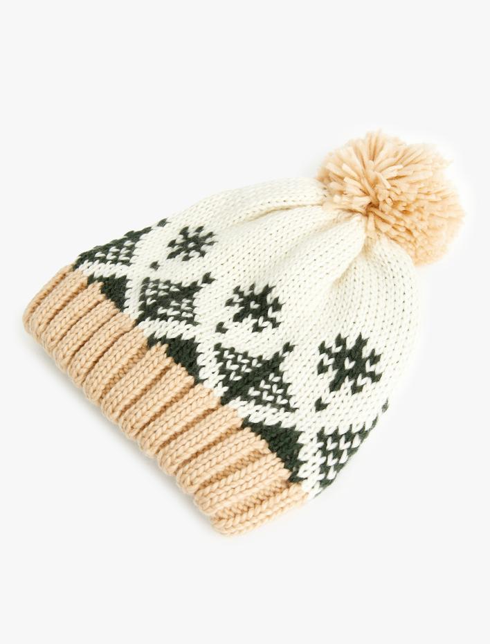 Kadın Örgü Bere Etnik Desenli Ponpon Detaylı