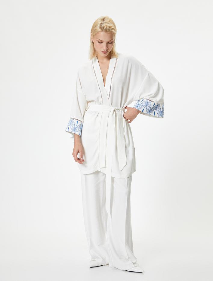  Uzun Oversize Kimono Keten Karışımlı Kemer Detaylı Floral Desen Detaylı