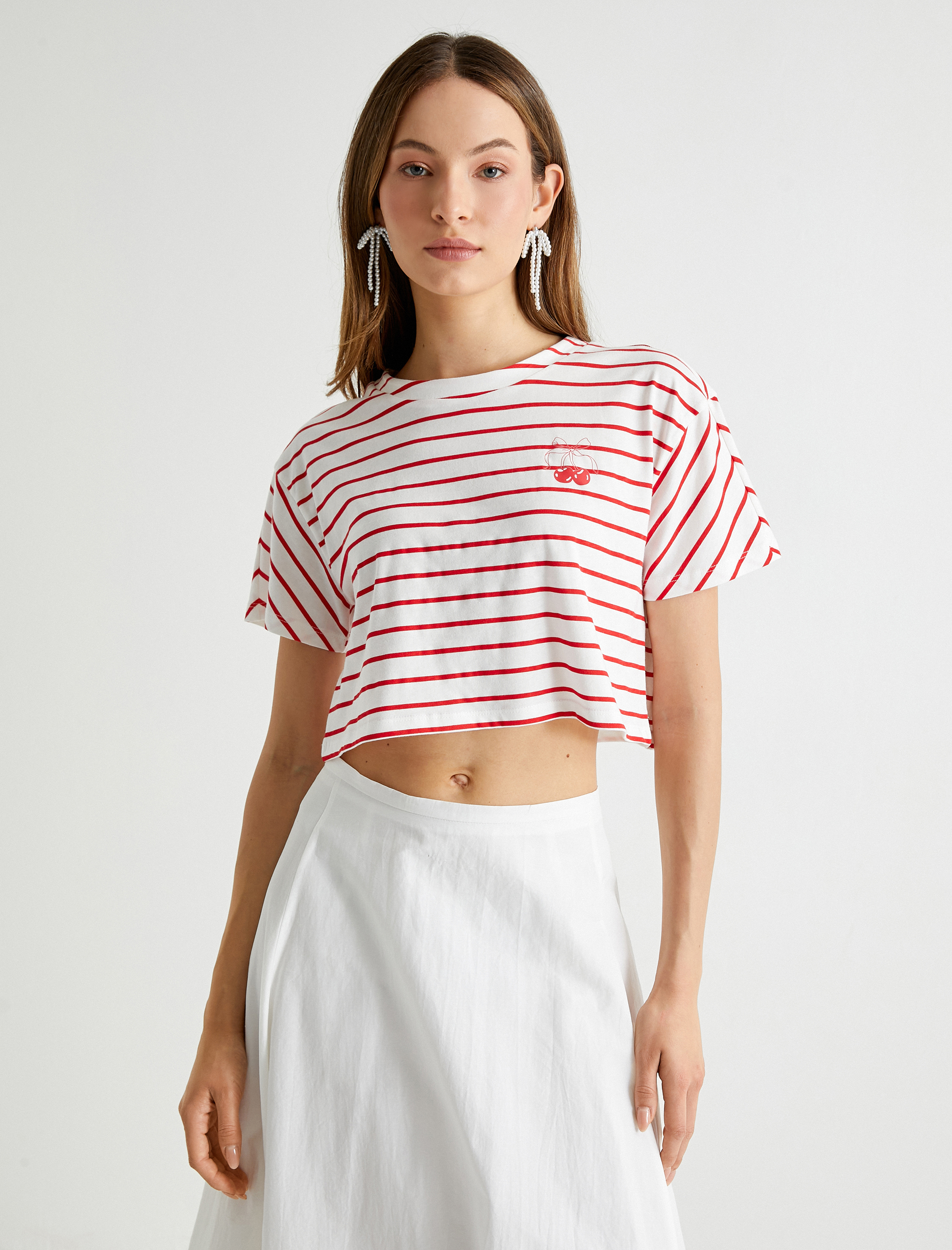   Kiraz Baskı Detaylı Crop Tişört Kısa Kollu Bisiklet Yaka Pamuklu