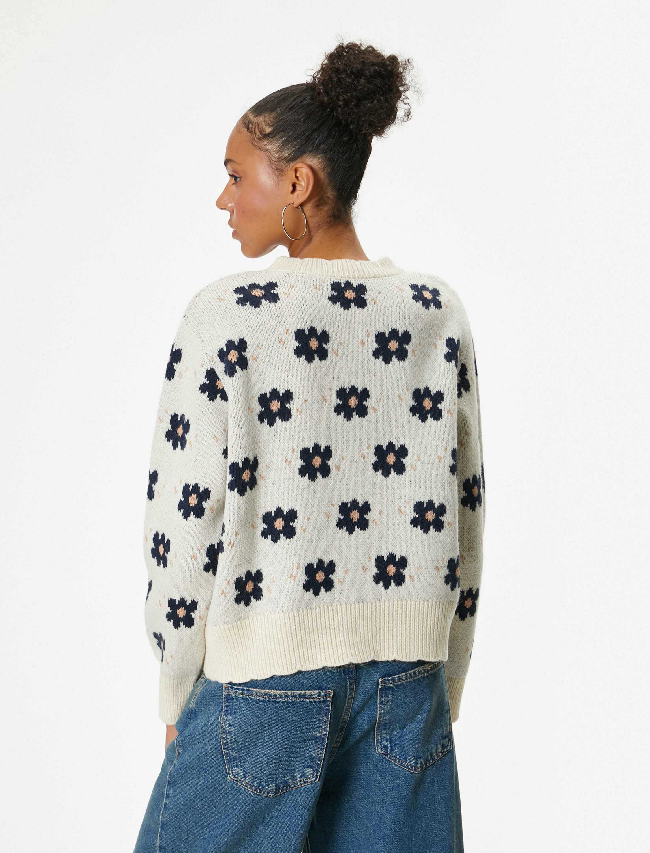   Çiçekli Triko Hırka Bisiklet Yaka Düğmeli Jakarlı