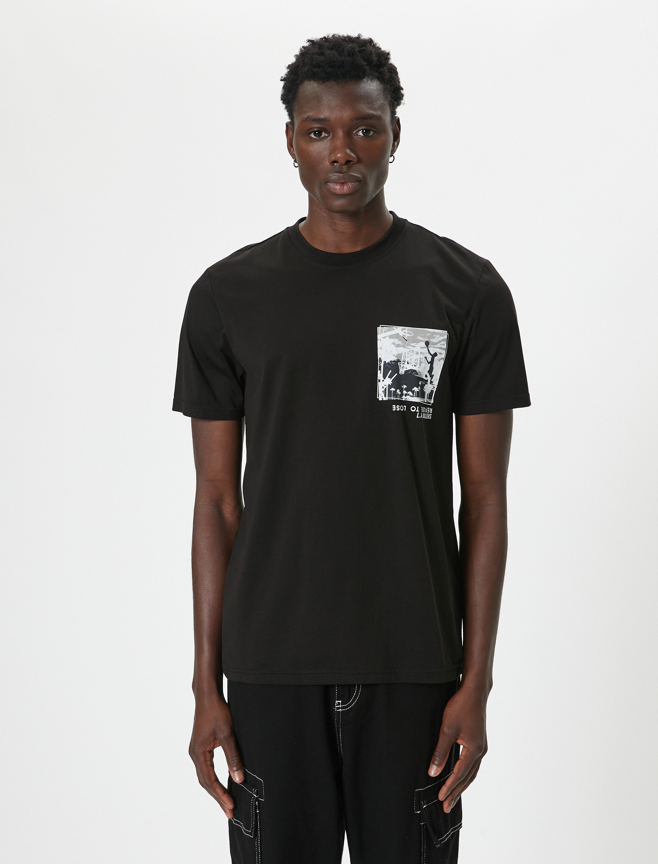   Arkası Baskılı Tişört Bisiklet Yaka Kısa Kollu Pamuklu