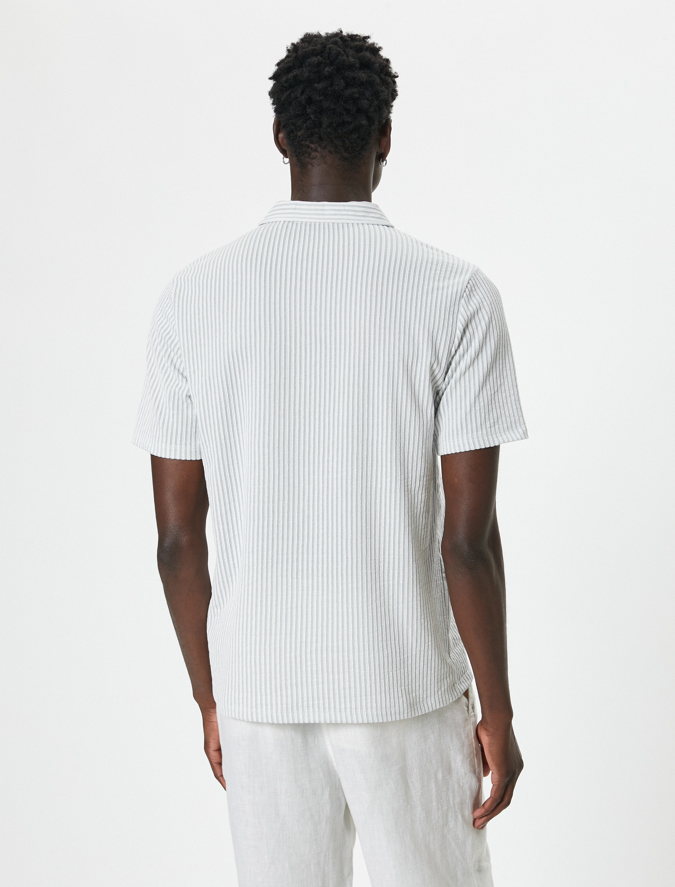   Polo Yaka Tişört Kısa Kollu Düğme Detaylı