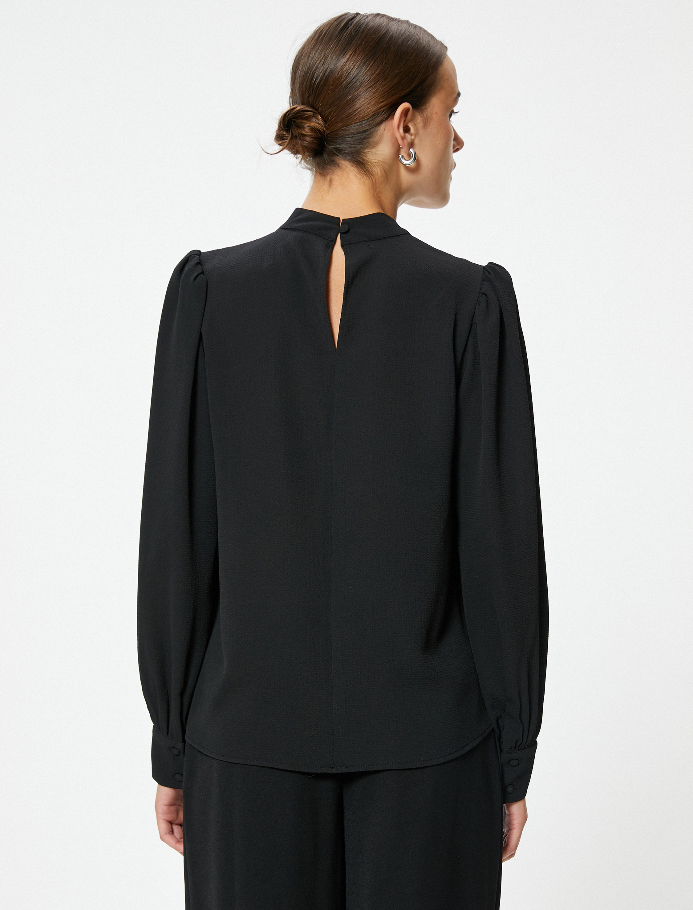   Şifon Bluz Manşetli Dik Yaka Uzun Kollu Drape Detaylı