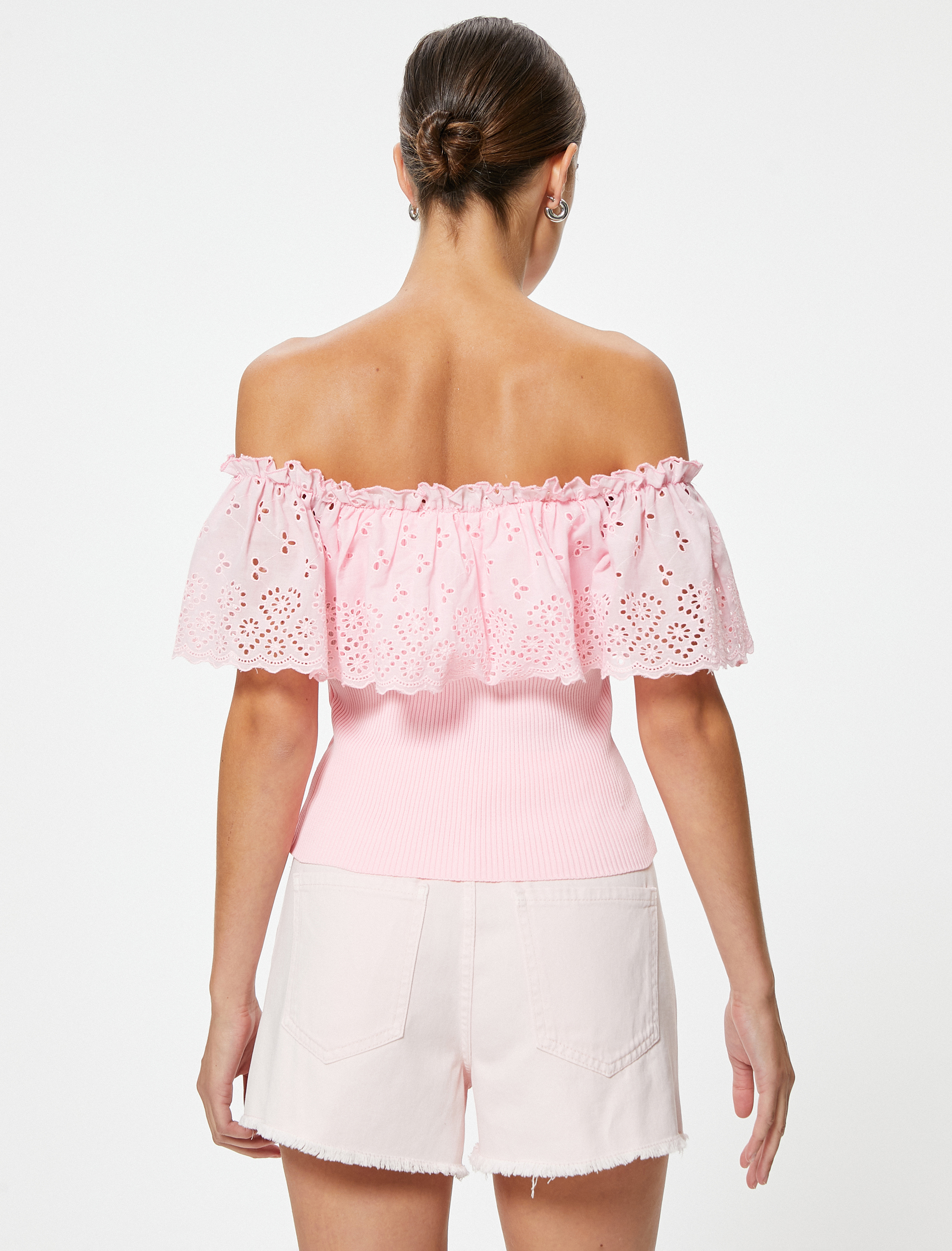   Koton X Sibil Çetinkaya - Fistolu Fırfırlı Omzu Açık Üst