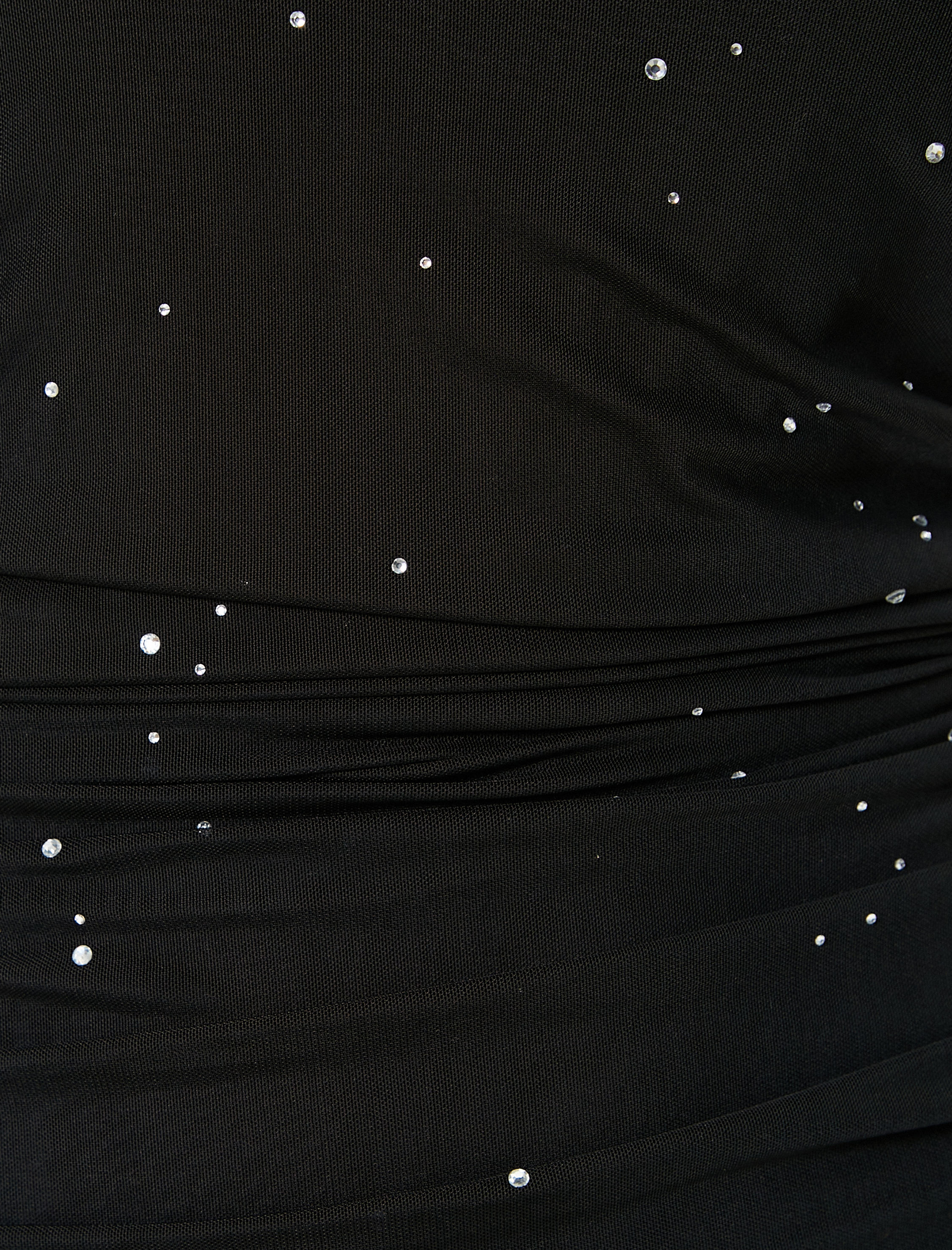   Mini Tül Abiye Elbise Taşlı Fırfırlı Halter Yaka Gül Detaylı Drapeli Slim Fit