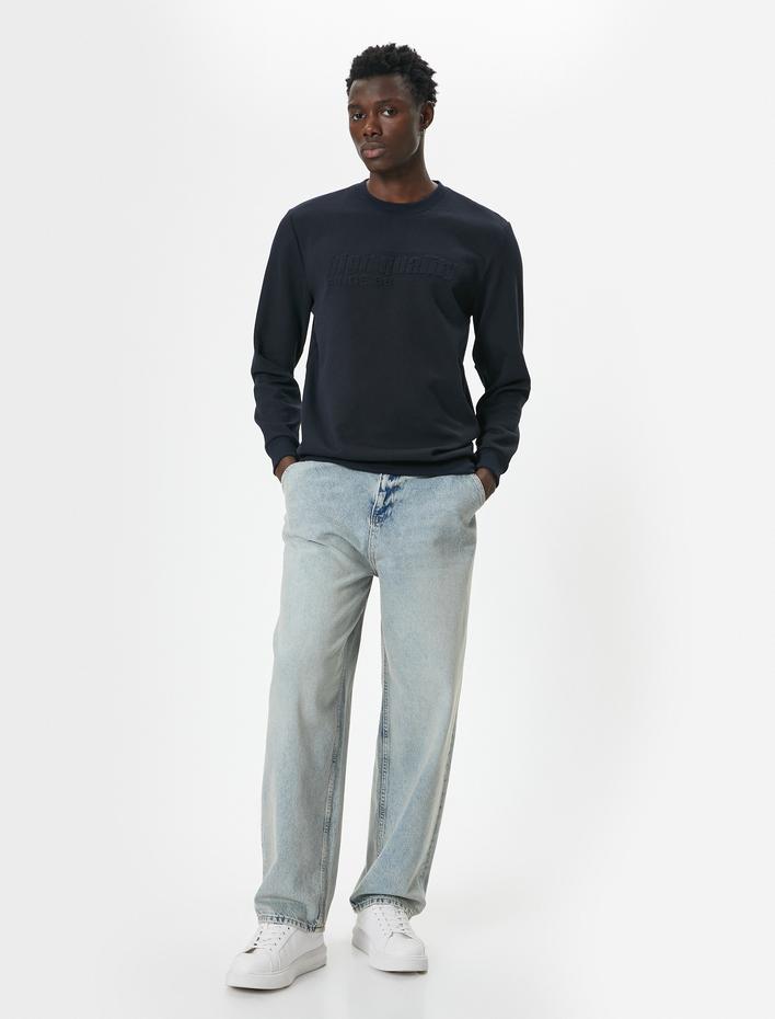  Slogan Baskılı Kazak Bisiklet Yaka Uzun Kollu Pamuk Karışımlı