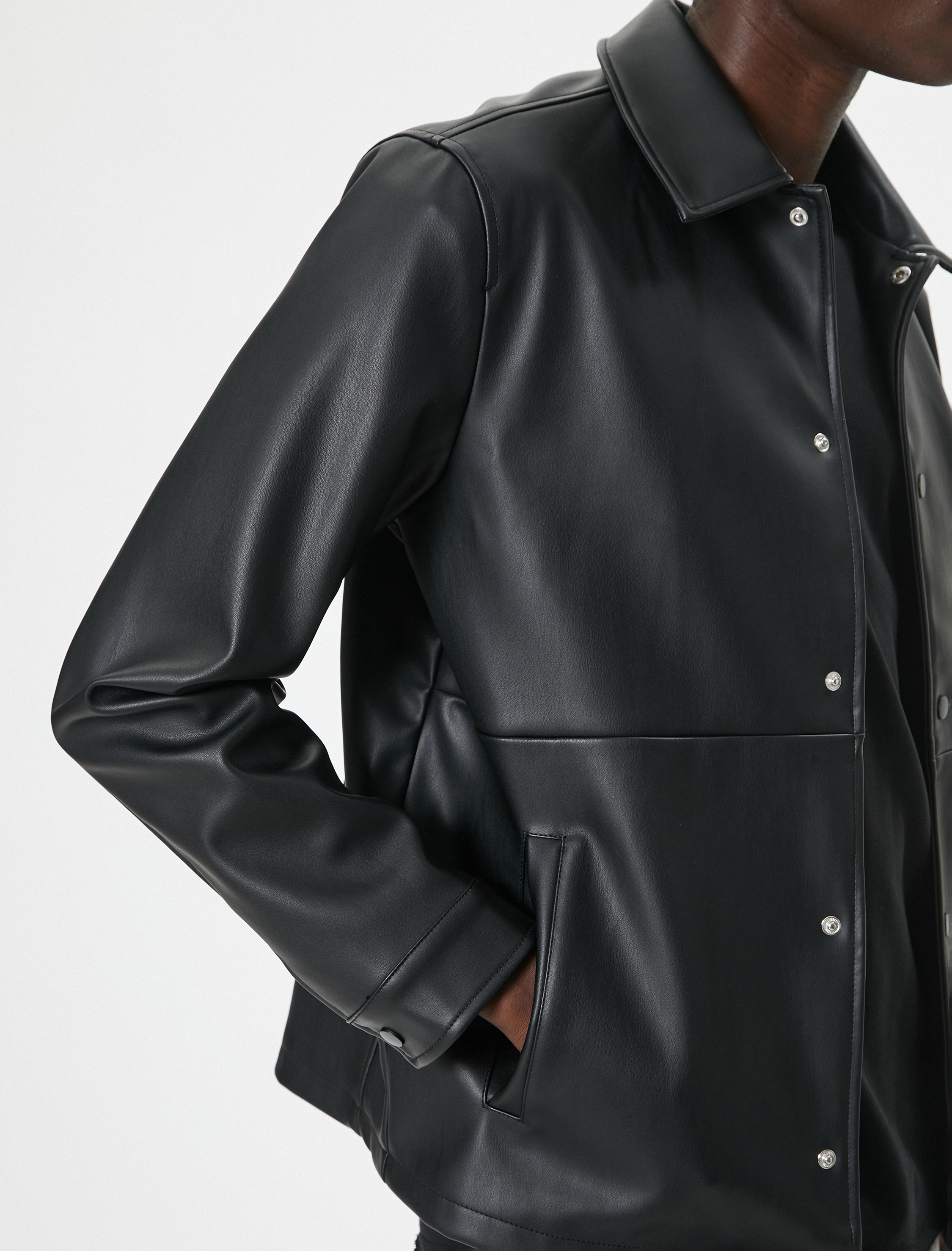   Suni Deri Ceket Slim Fit Cepli Düğme Detaylı