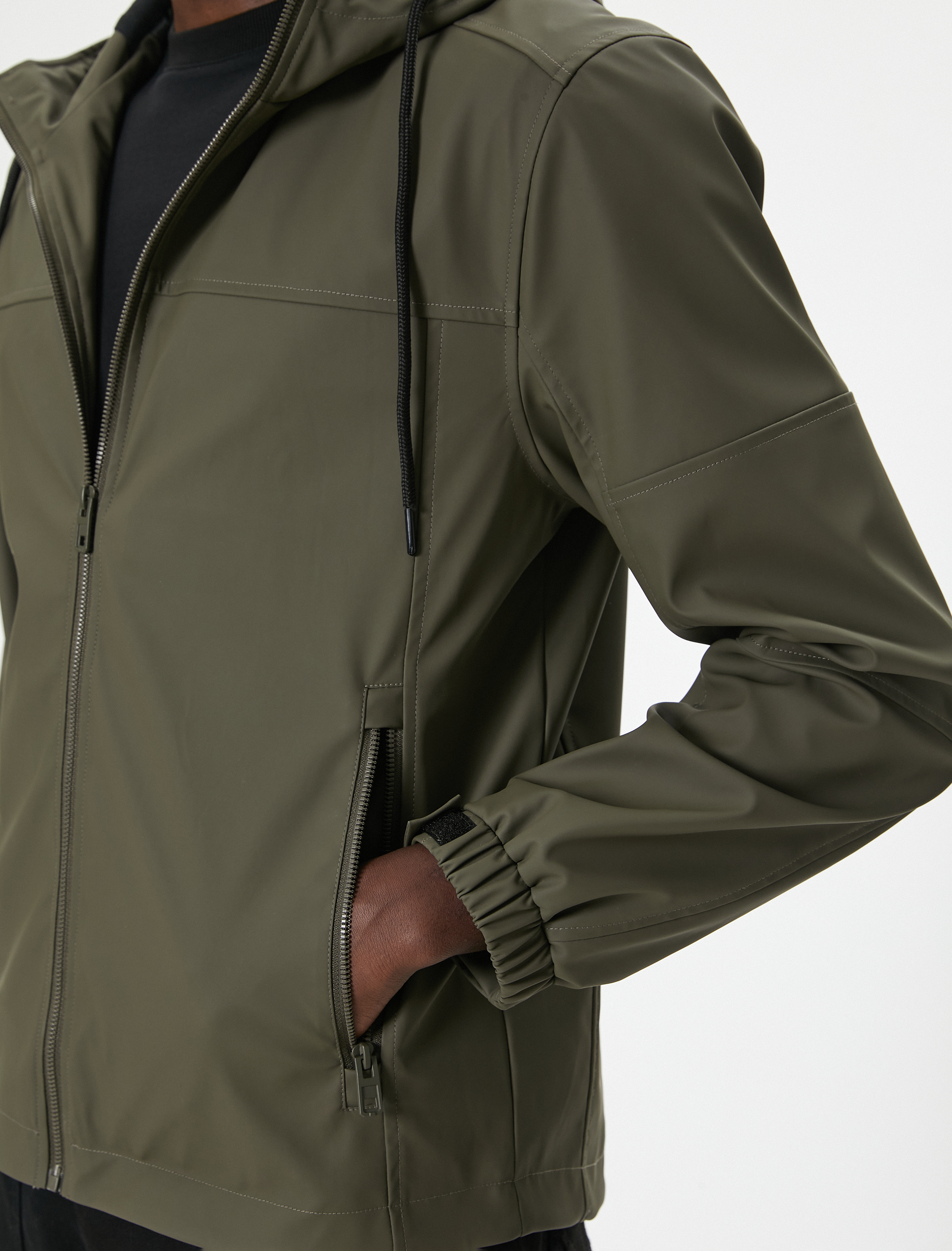 Mevsimlik Ceket Slim Fit Kapşonlu Fermuarlı