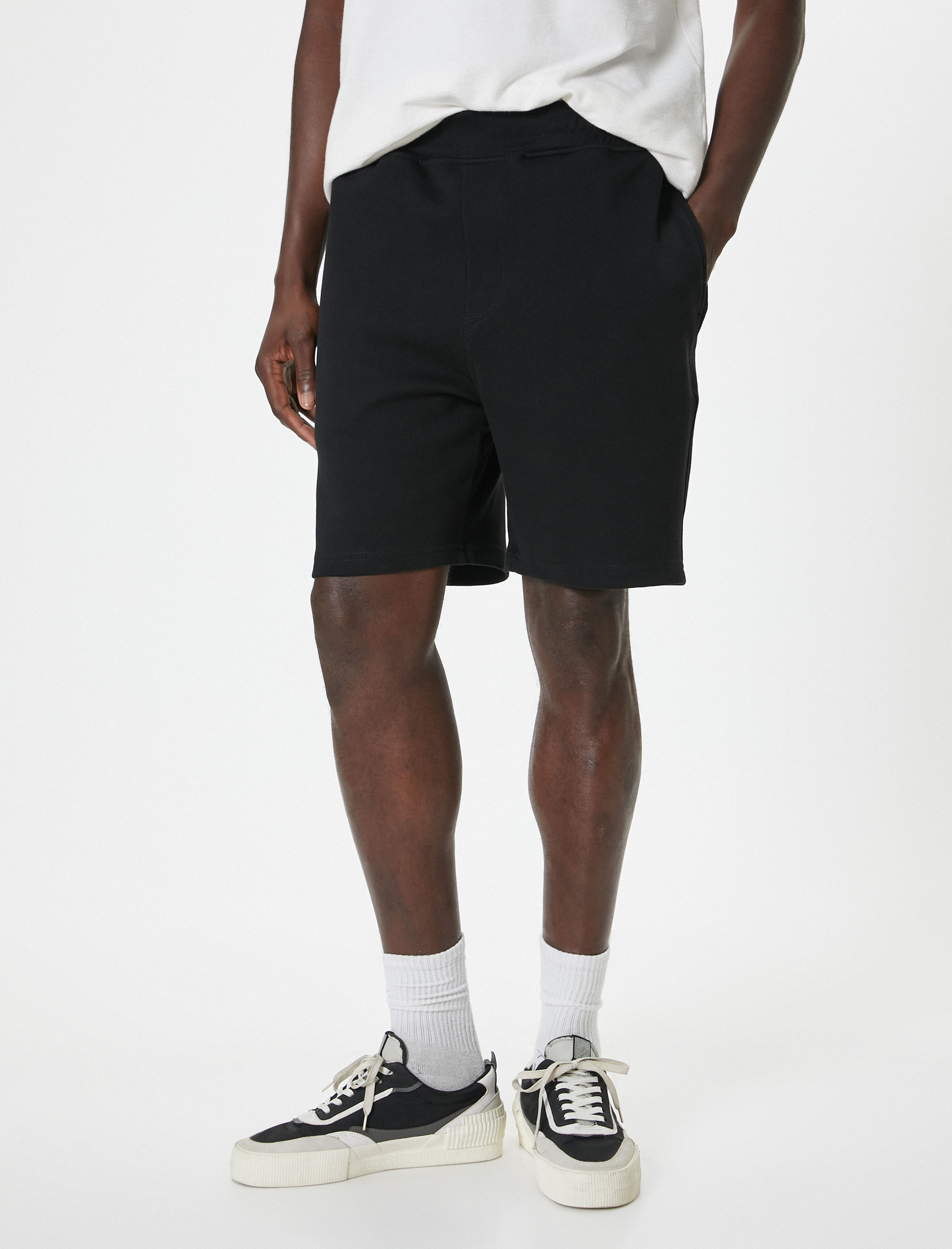   Şort Cep Detaylı Pamuklu