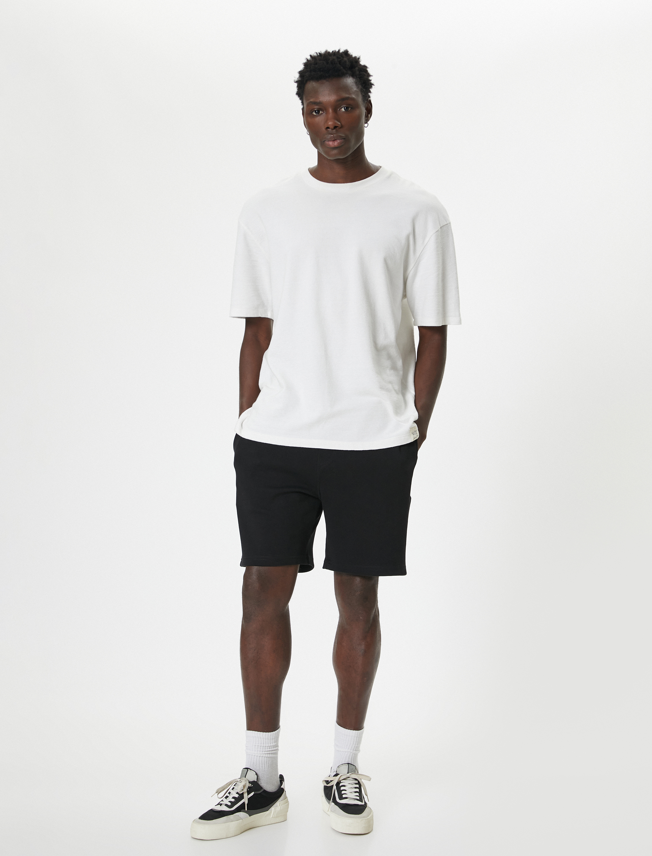   Şort Cep Detaylı Pamuklu