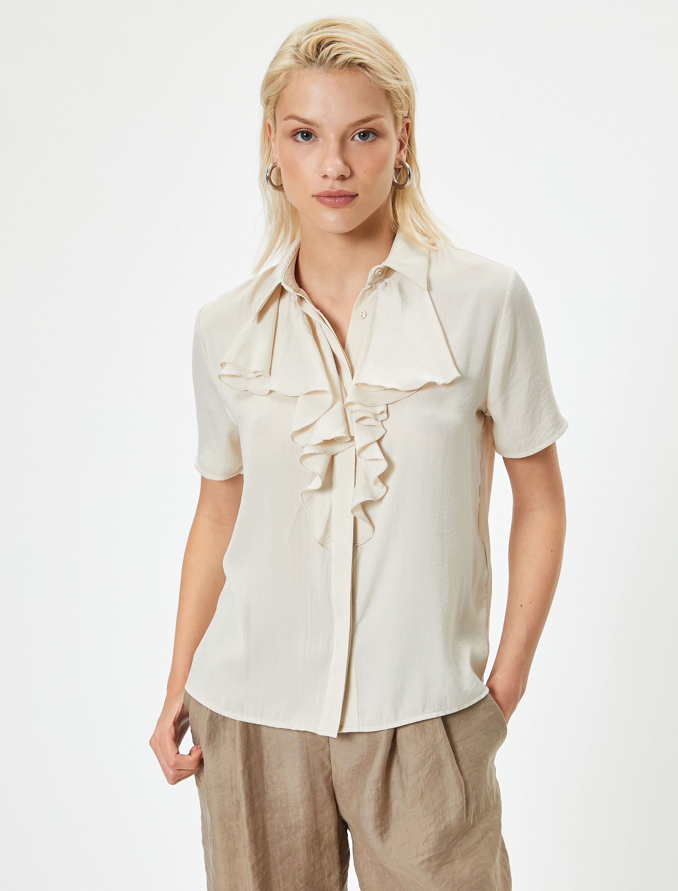 Fırfırlı Yaka Saten Gömlek Kısa Kollu Aerobin Kumaş Regular Fit