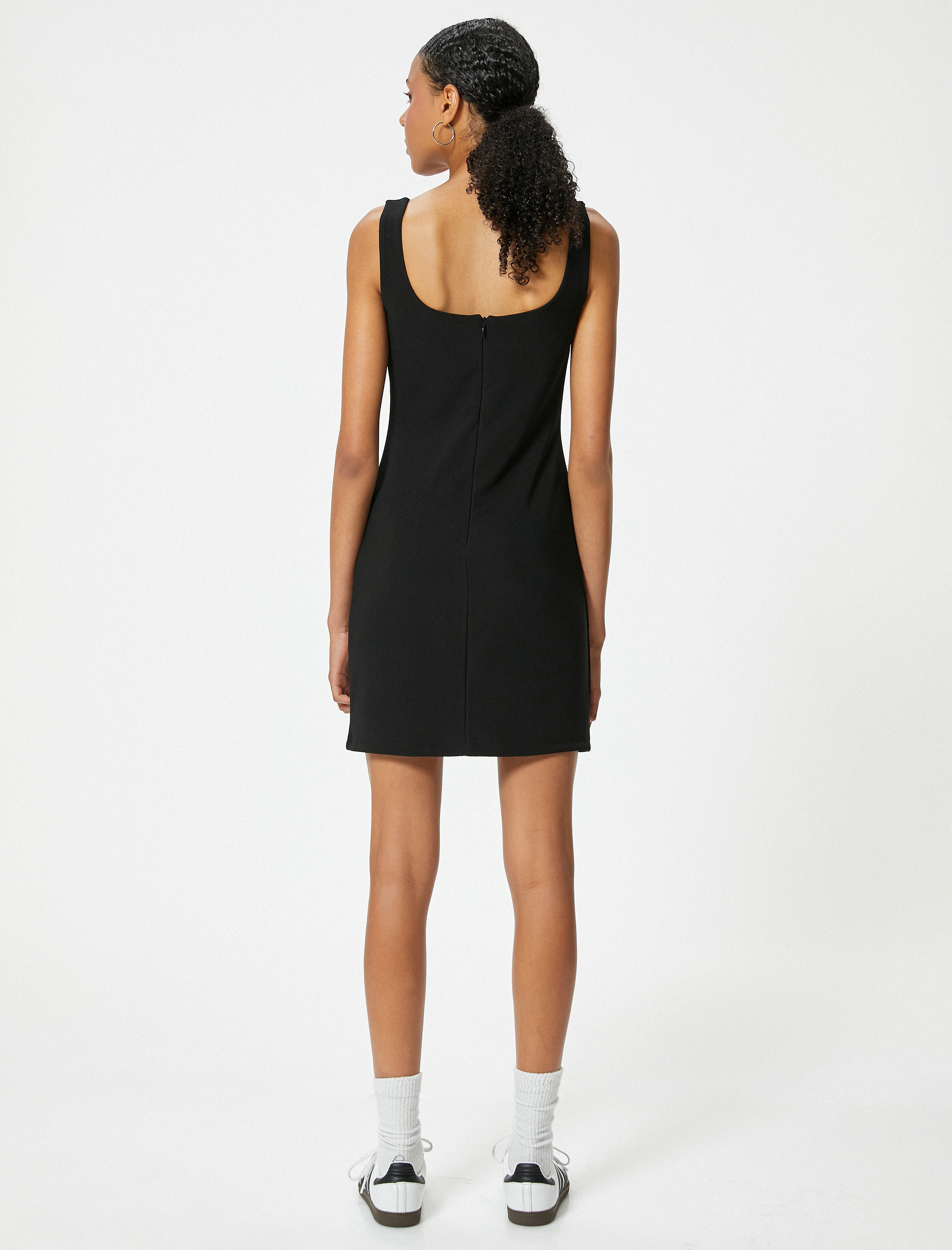 Mini Kalın Askılı Kalem Elbise Slim Fit
