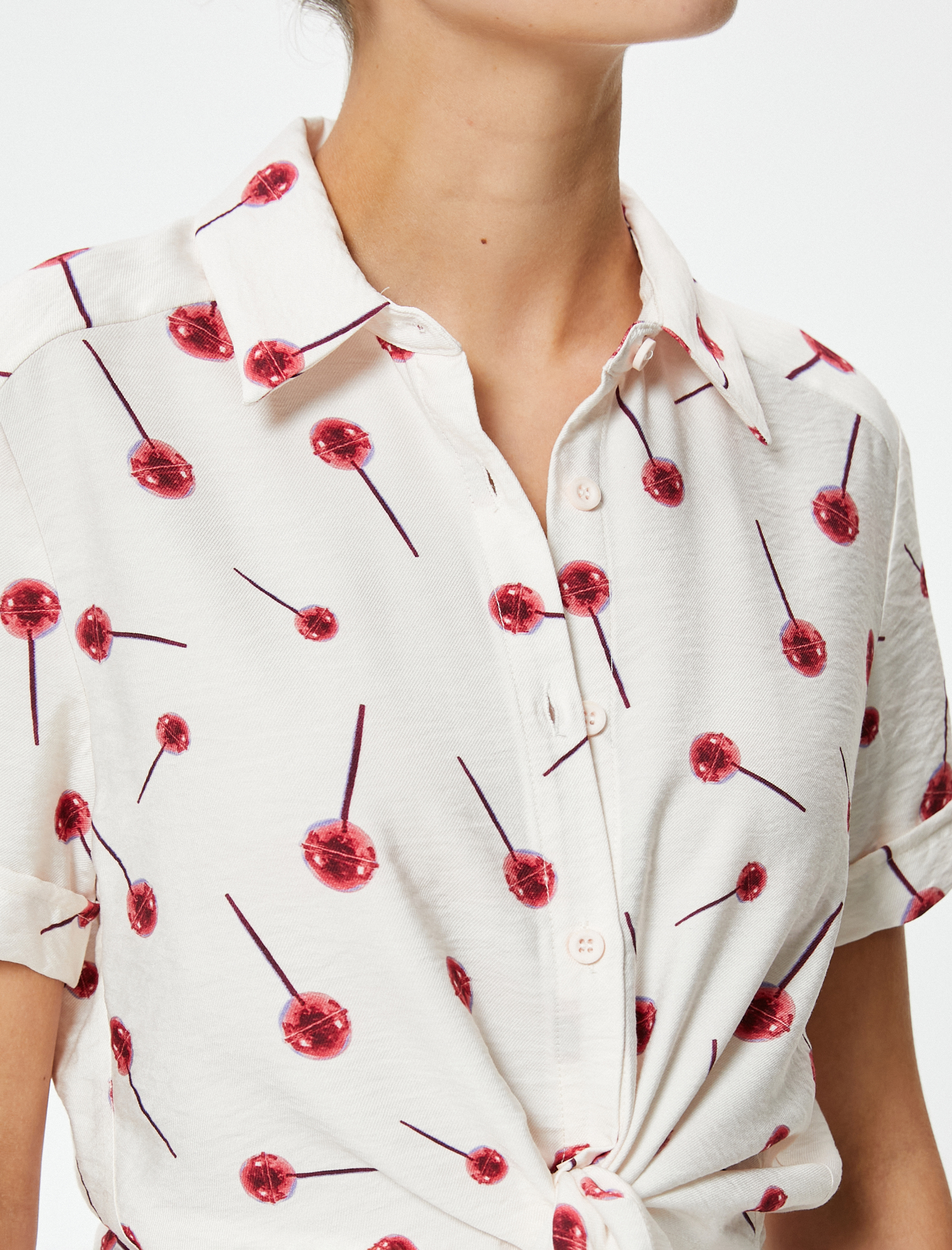   Lolipop Baskılı Crop Gömlek Bağlama Detaylı Kısa Kollu