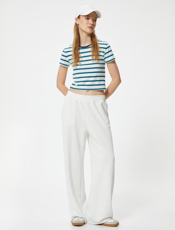  Crop Tişört Bisiklet Yaka Kısa Kollu Slim Fit