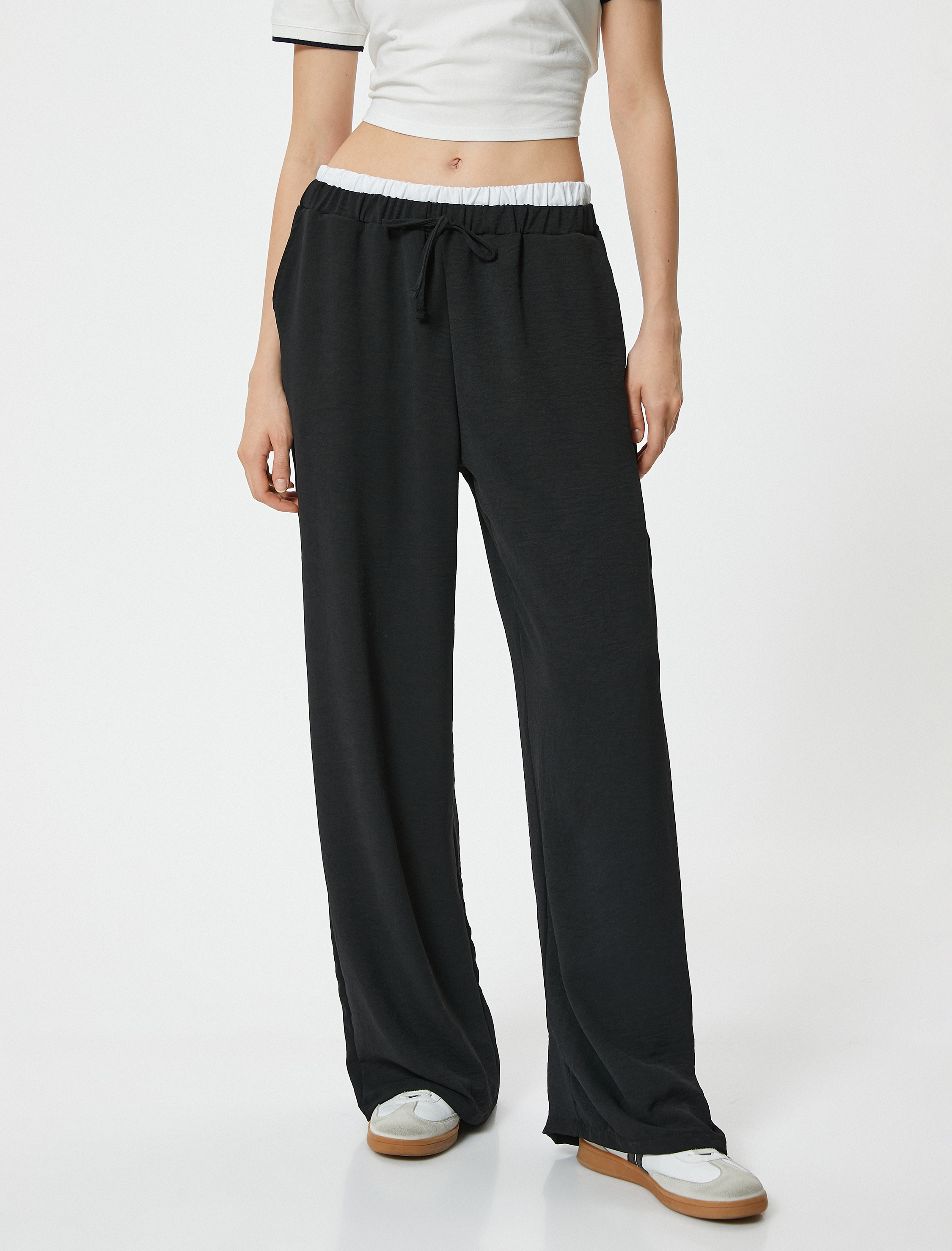   Bol Pantolon Beli Bağcıklı Cepli Çift Bel Detaylı