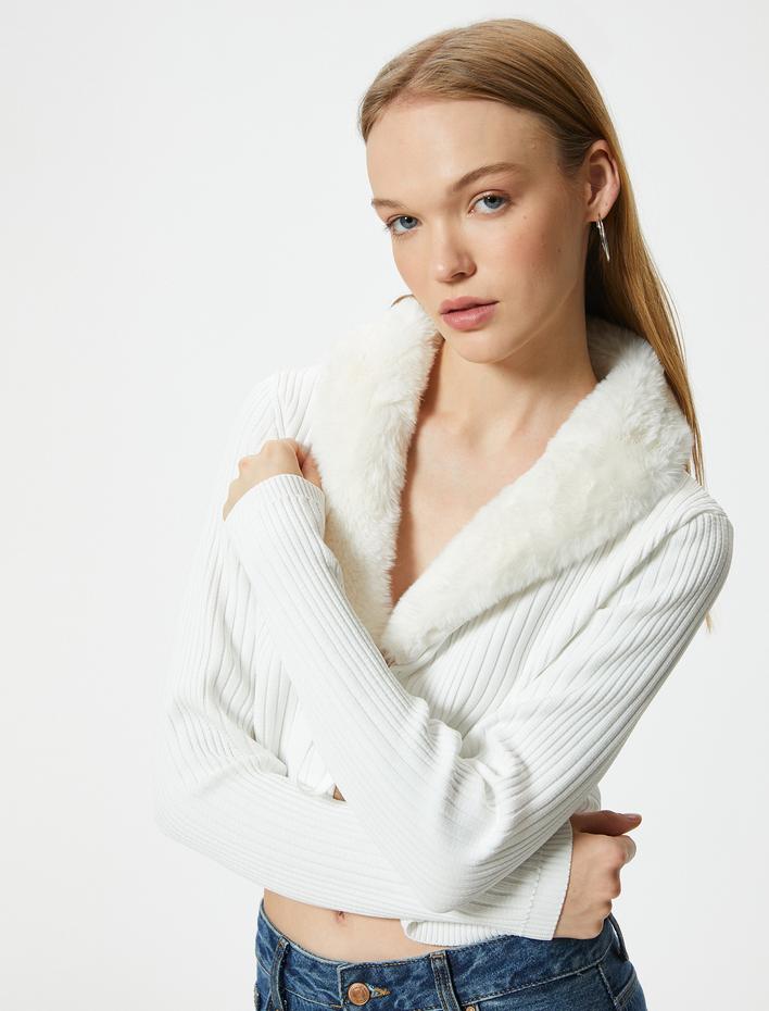  Crop Hırka Yakası Suni Kürklü Bağlama Detaylı Slim Fit