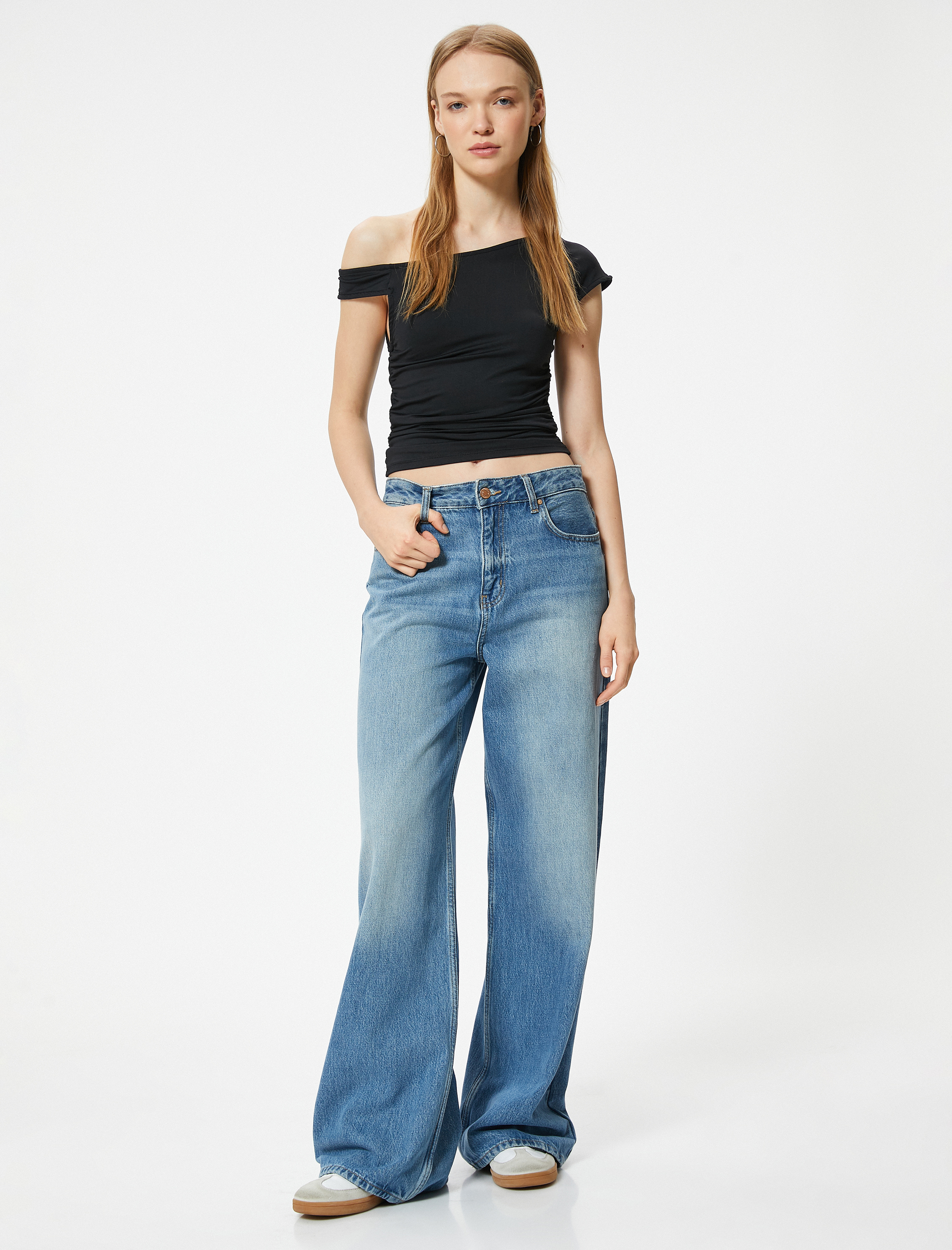 Kolsuz Bluz Omuz Detaylı Drapeli Kayık Yaka Slim Fit