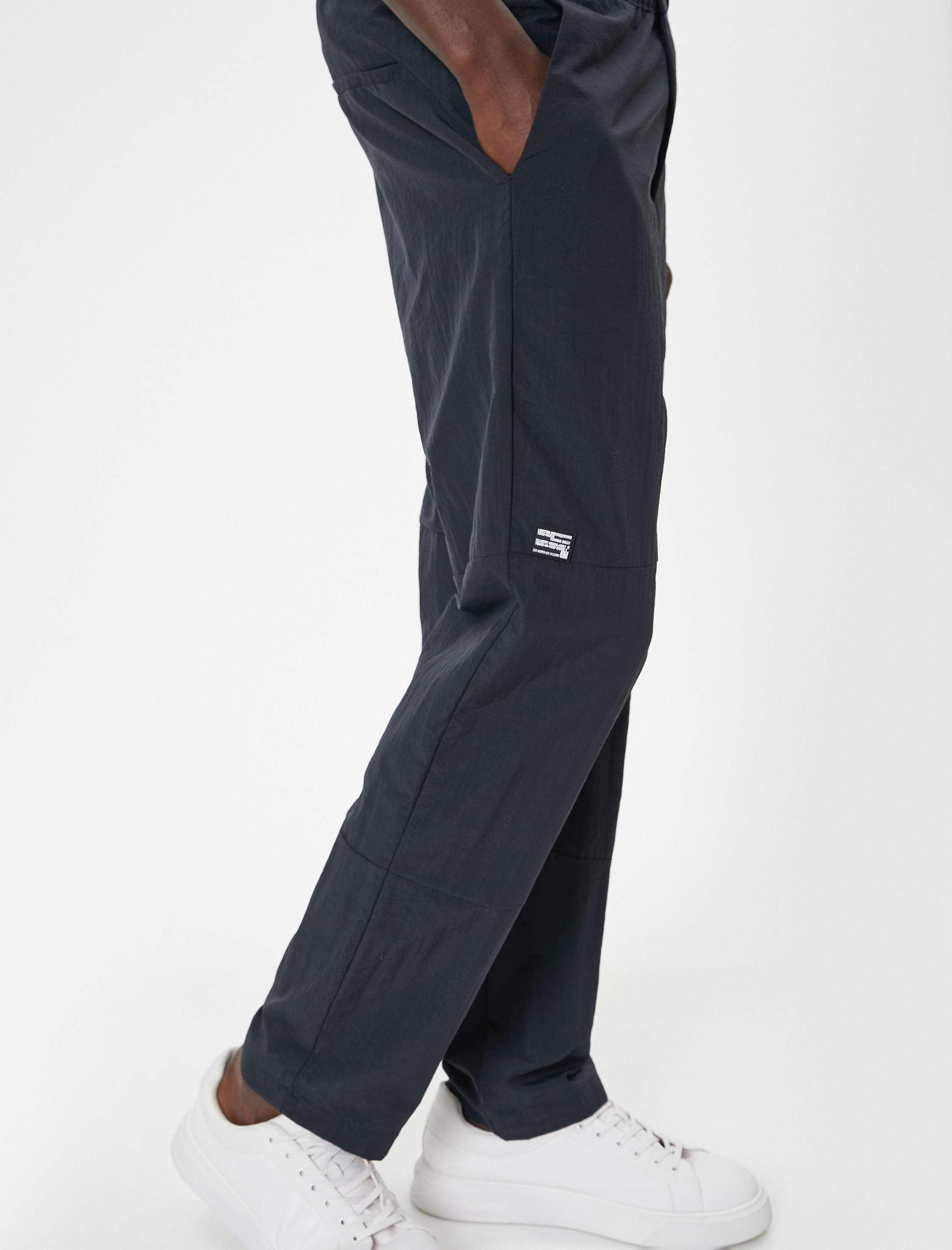   Beli Lastikli Pantolon Chino Dikiş Detaylı Cepli Etiket Baskılı