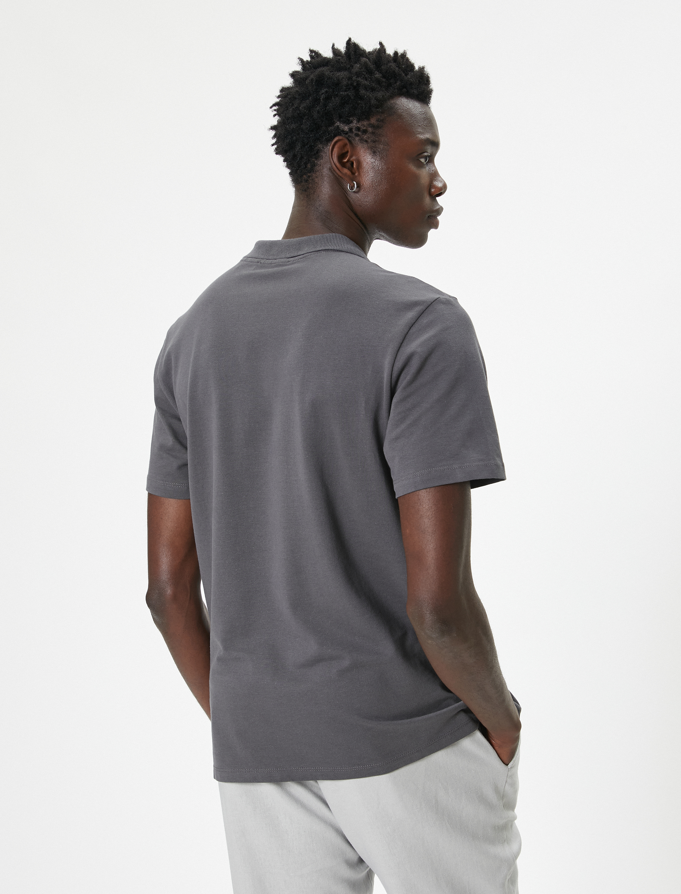 Polo Yaka Tişört Slim Fit Cep Detaylı Düğmeli