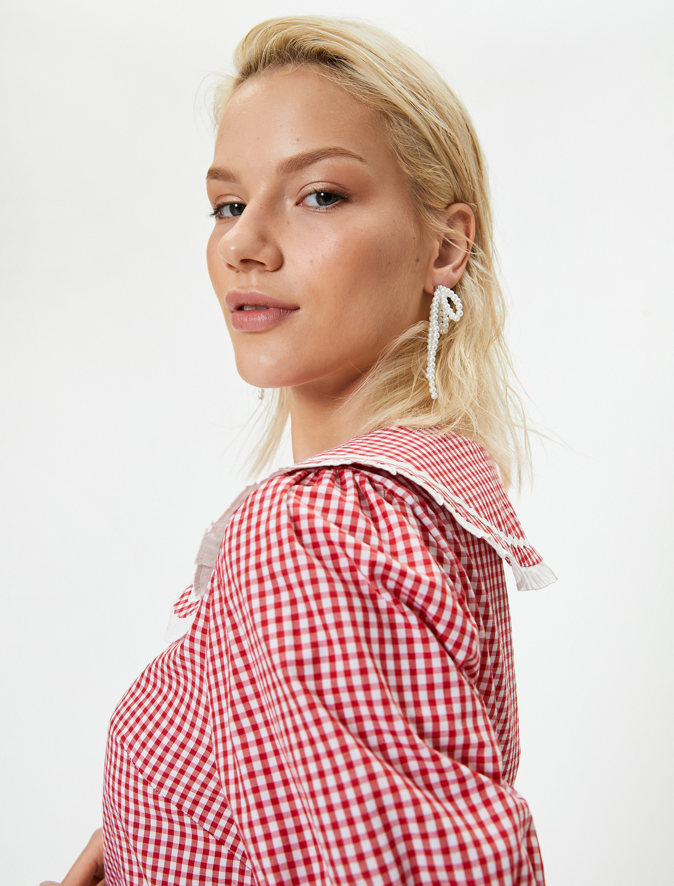   Geniş Bebe Yaka Balon Kol Crop Gömlek Pötikareli İşleme Detaylı