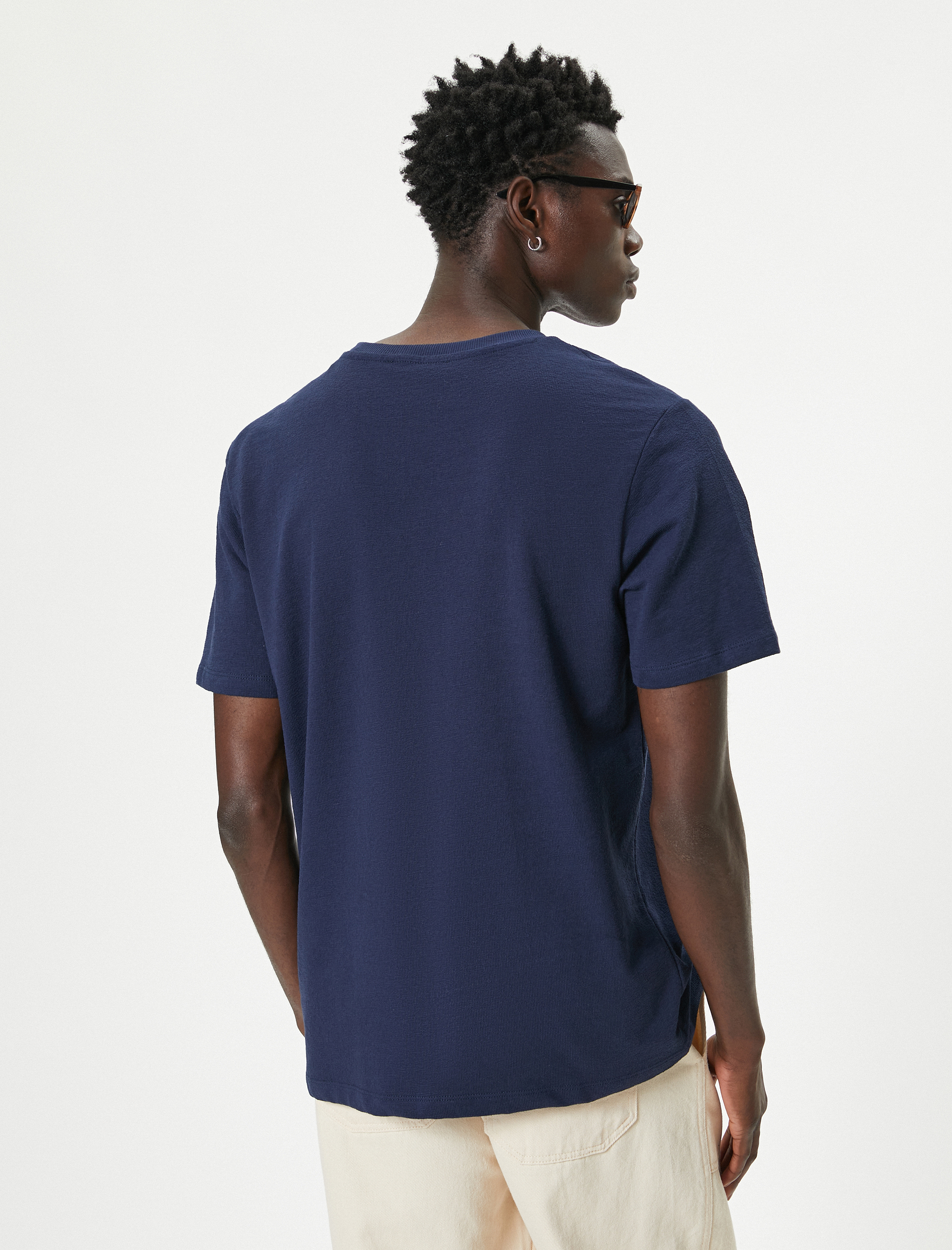   Pamuklu Bisiklet Yaka Kısa Kollu Basic Tişört