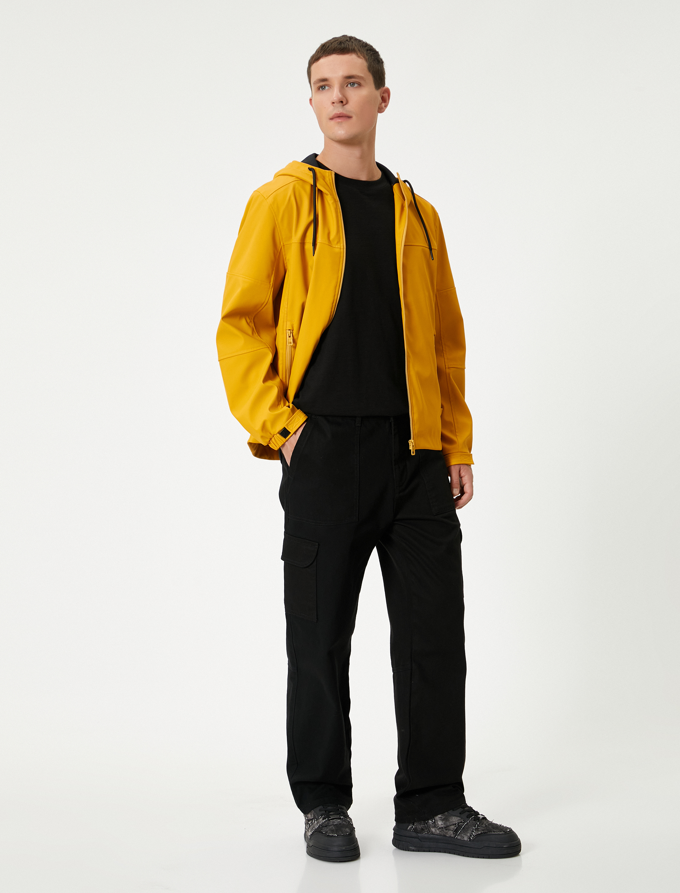   Mevsimlik Ceket Slim Fit Kapşonlu Fermuarlı