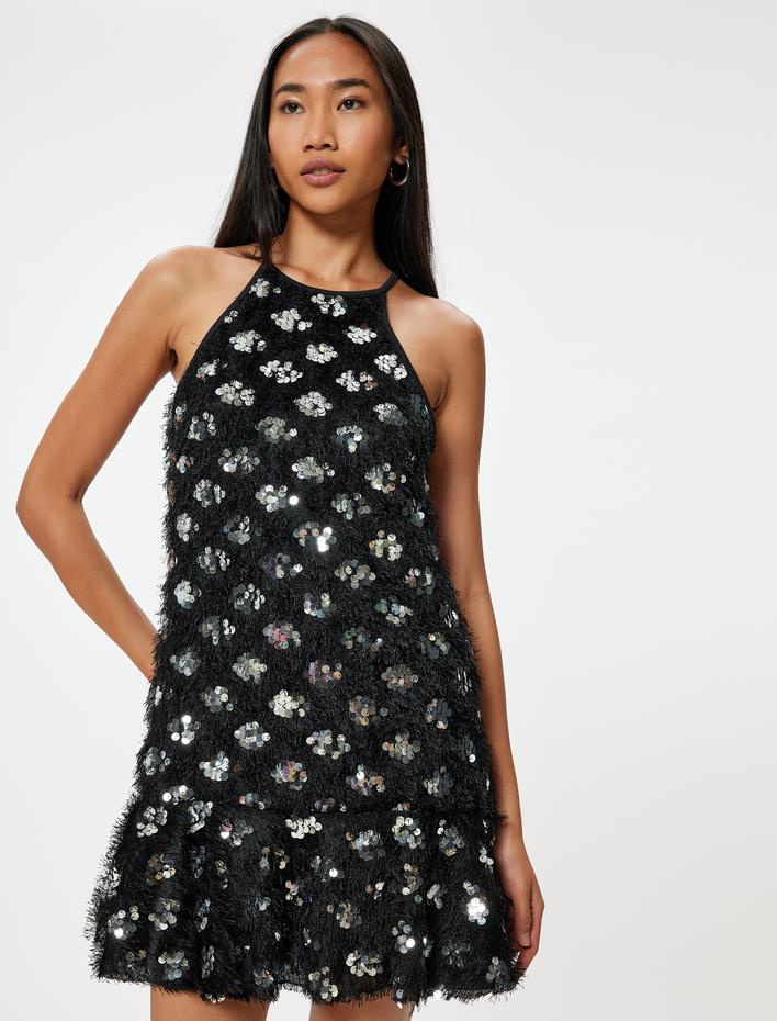  Payetli Mini Abiye Elbise Halter Yaka Kolsuz Volanlı